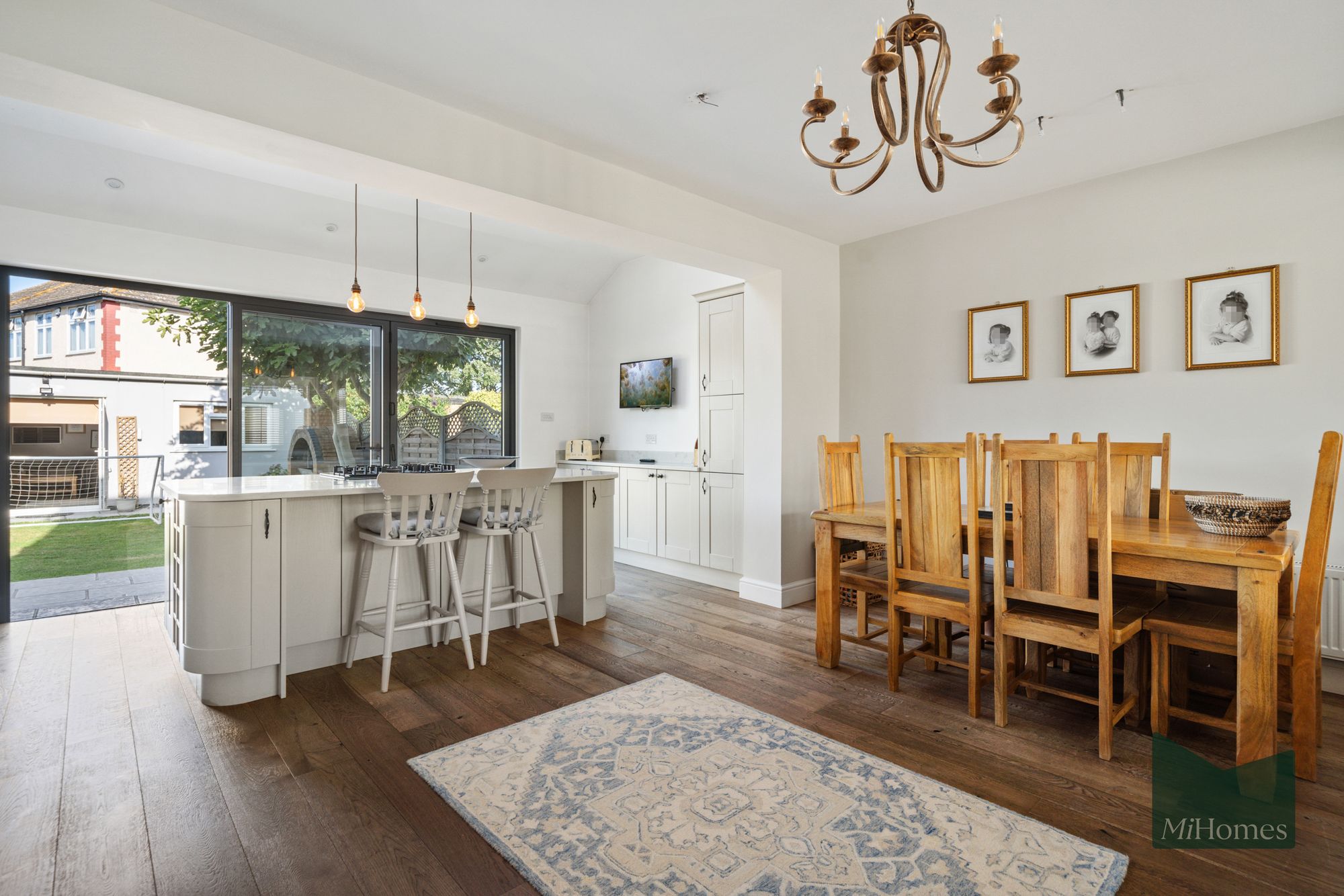 4 bed house to rent in Willow Road, Enfield, EN1  - Property Image 3