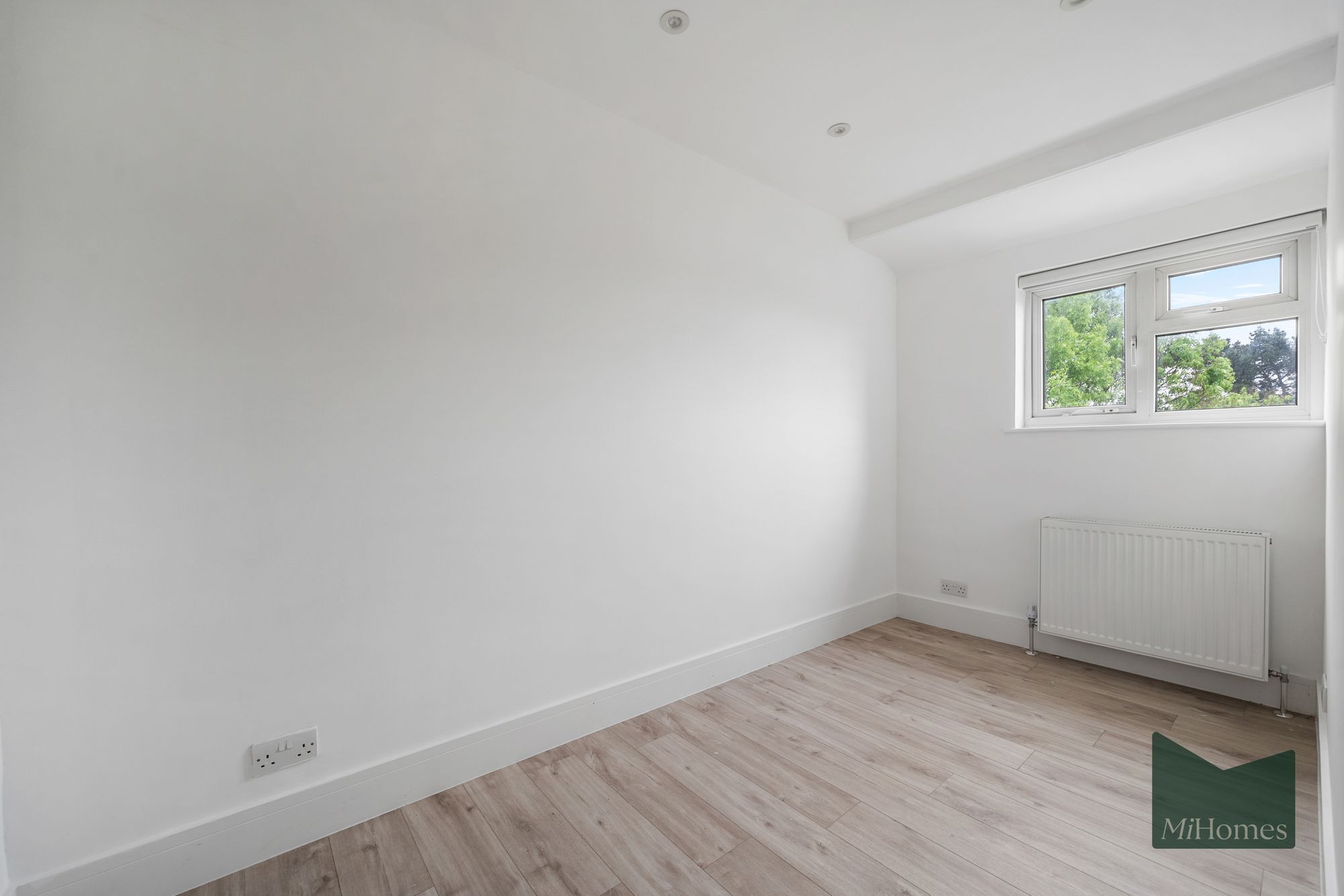 2 bed flat to rent in Queens Avenue, London, N21 - Property Image 8