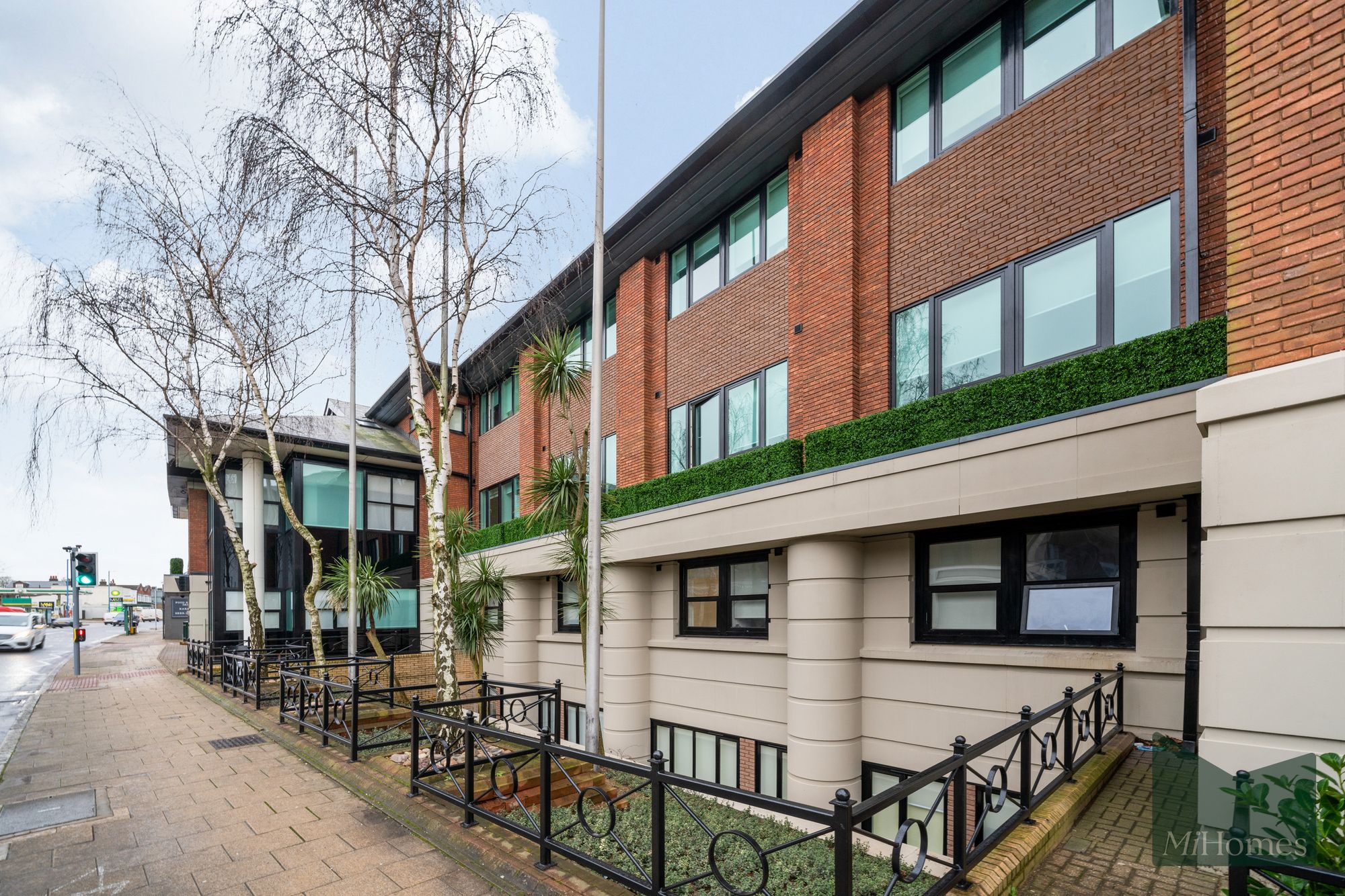 1 bed flat to rent in High Street, Potters Bar, EN6  - Property Image 16