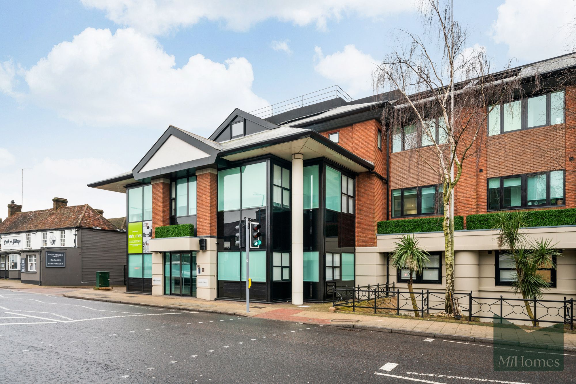 1 bed flat to rent in High Street, Potters Bar, EN6  - Property Image 13