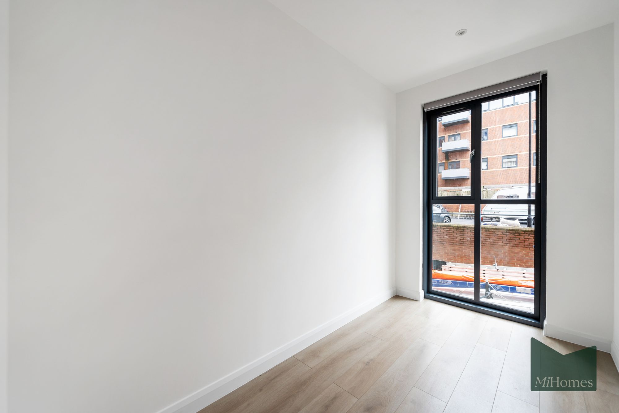 2 bed flat to rent in Bath Road, Chesterfield House, SL1  - Property Image 10