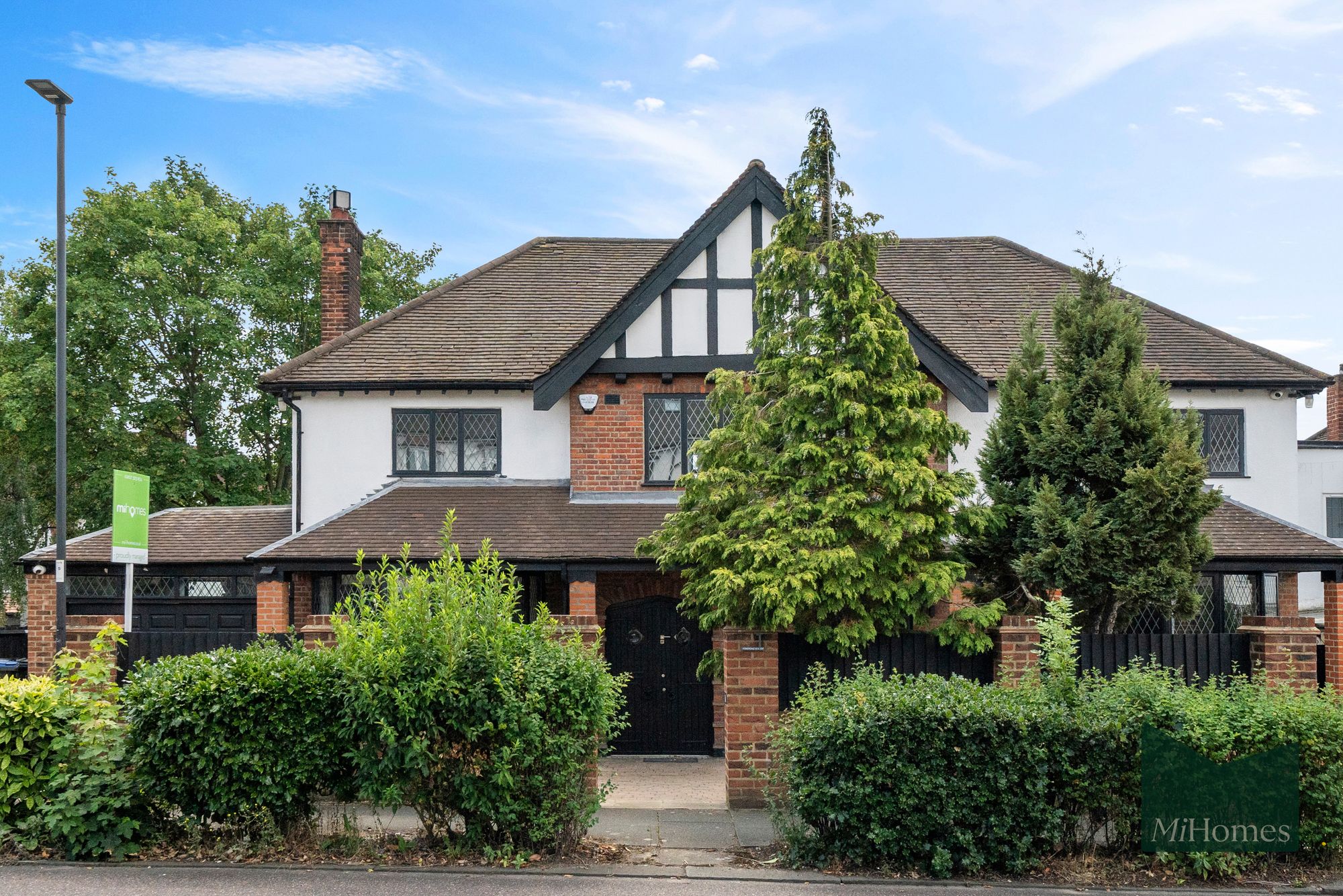 5 bed house to rent in Forestdale, London, N14 - Property Image 18