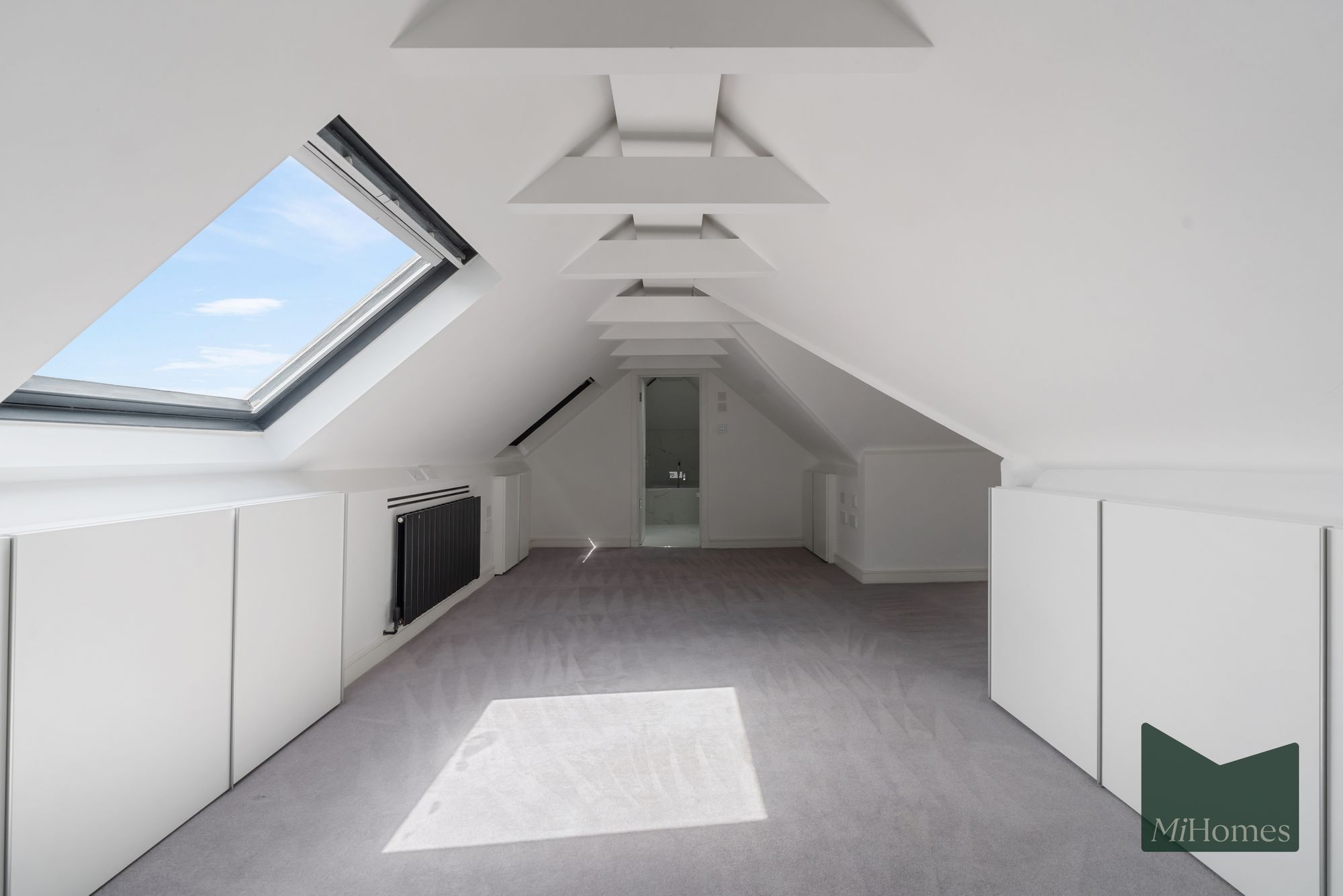 5 bed house to rent in Forestdale, London, N14 - Property Image 11
