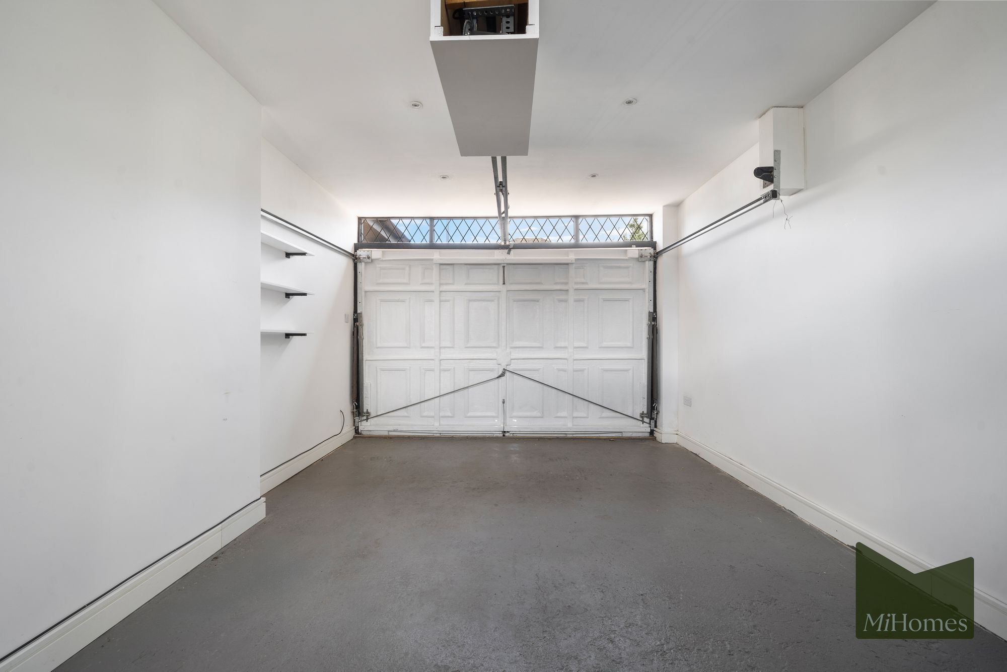 5 bed house to rent in Forestdale, London, N14 - Property Image 16
