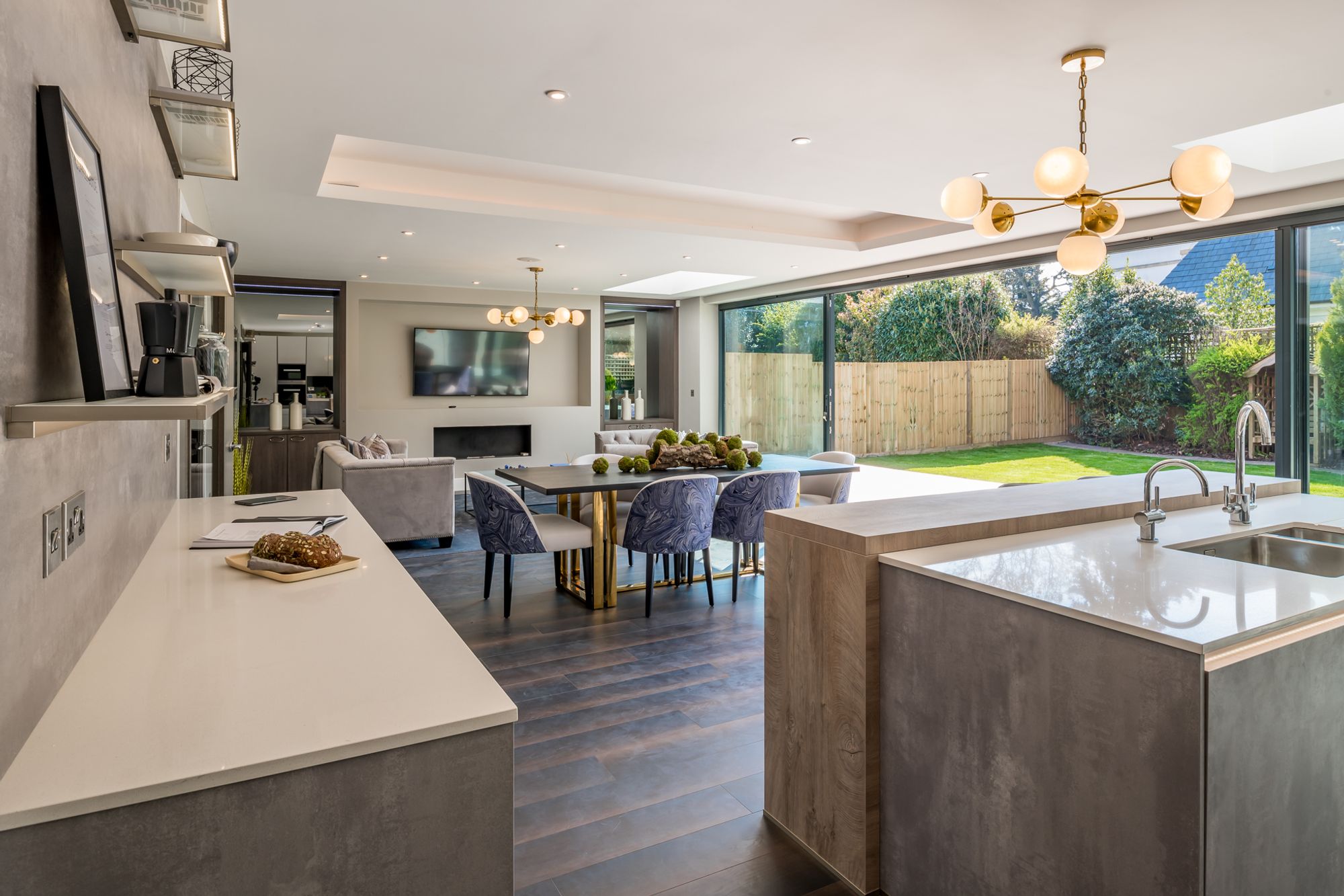 5 bed detached house to rent in Fairgreen East, Barnet, EN4 - Property Image 2