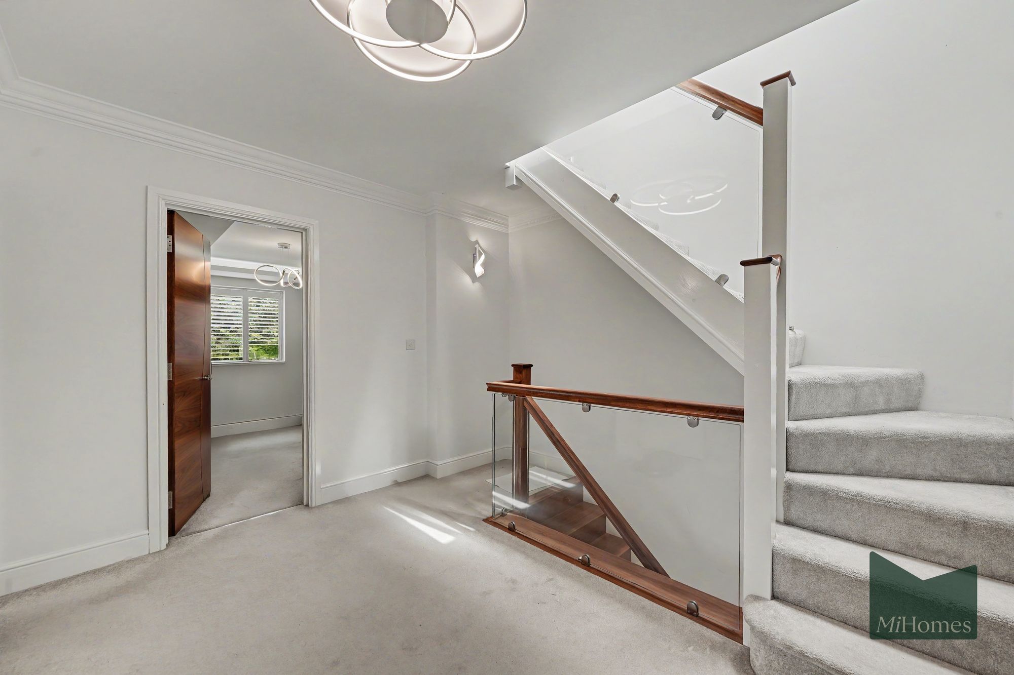 5 bed semi-detached house for sale in Hadley Road, Enfield, EN2 - Property Image 21