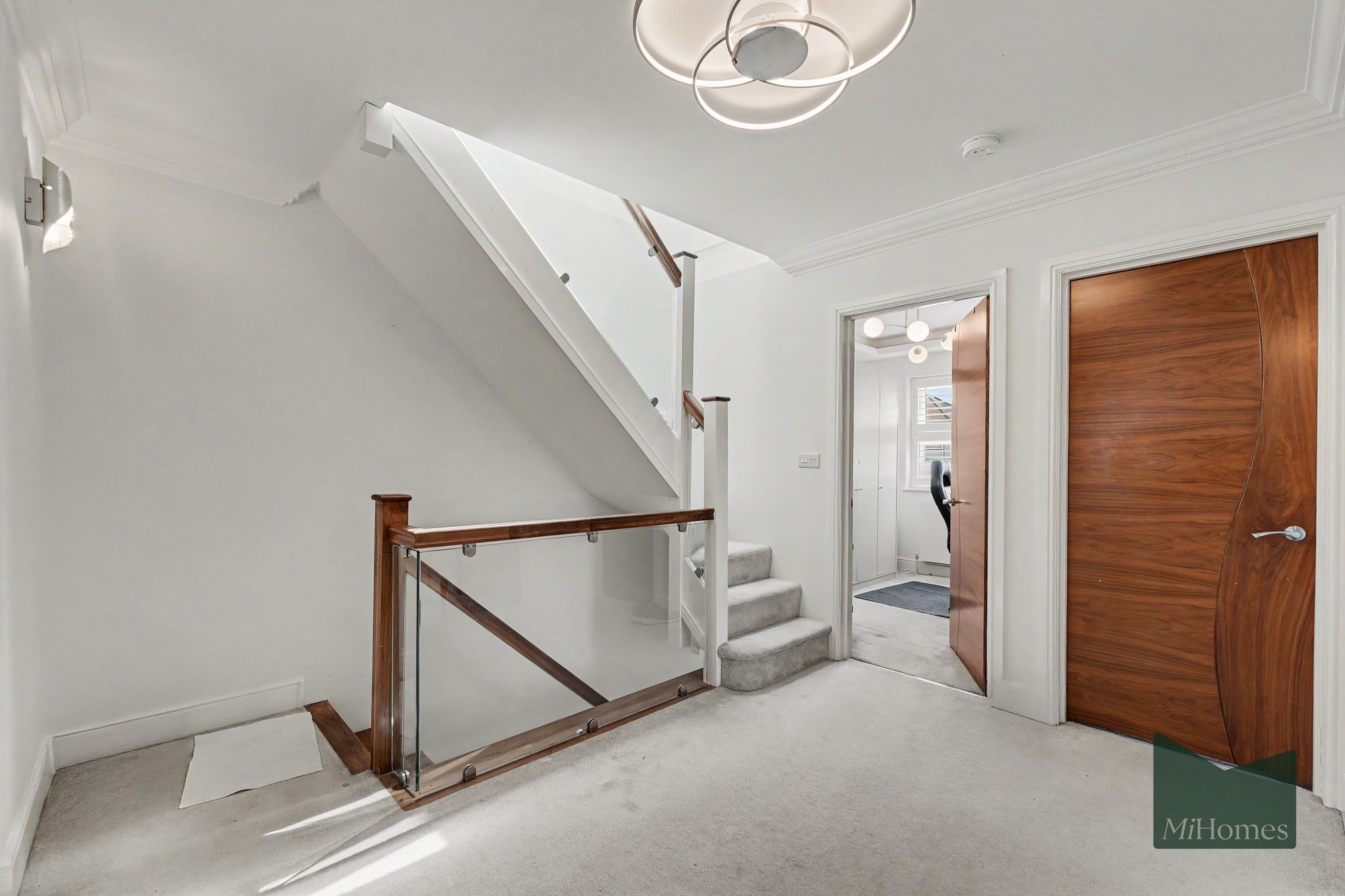 5 bed semi-detached house for sale in Hadley Road, Enfield, EN2 - Property Image 24