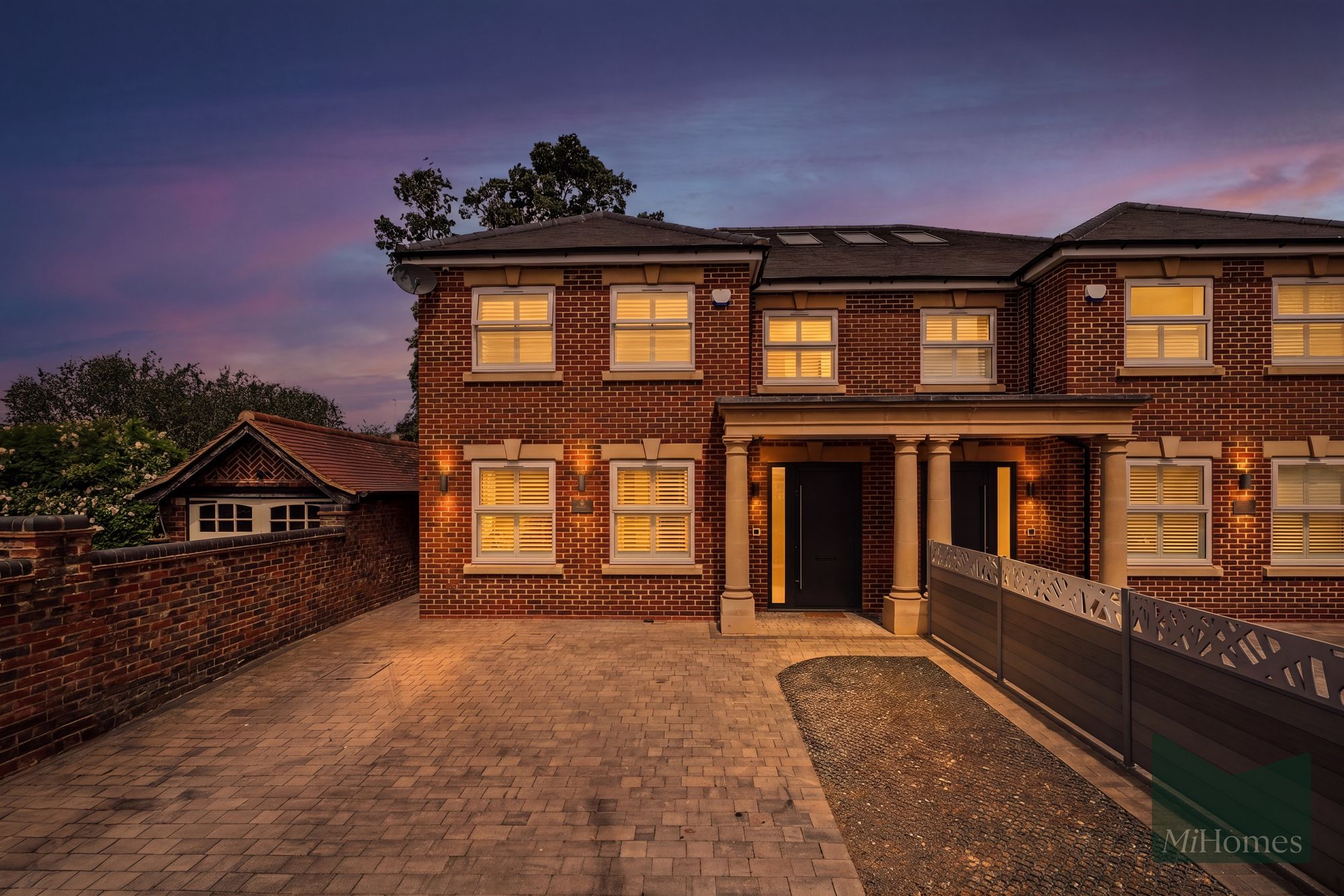 5 bed semi-detached house for sale in Hadley Road, Enfield, EN2 - Property Image 1