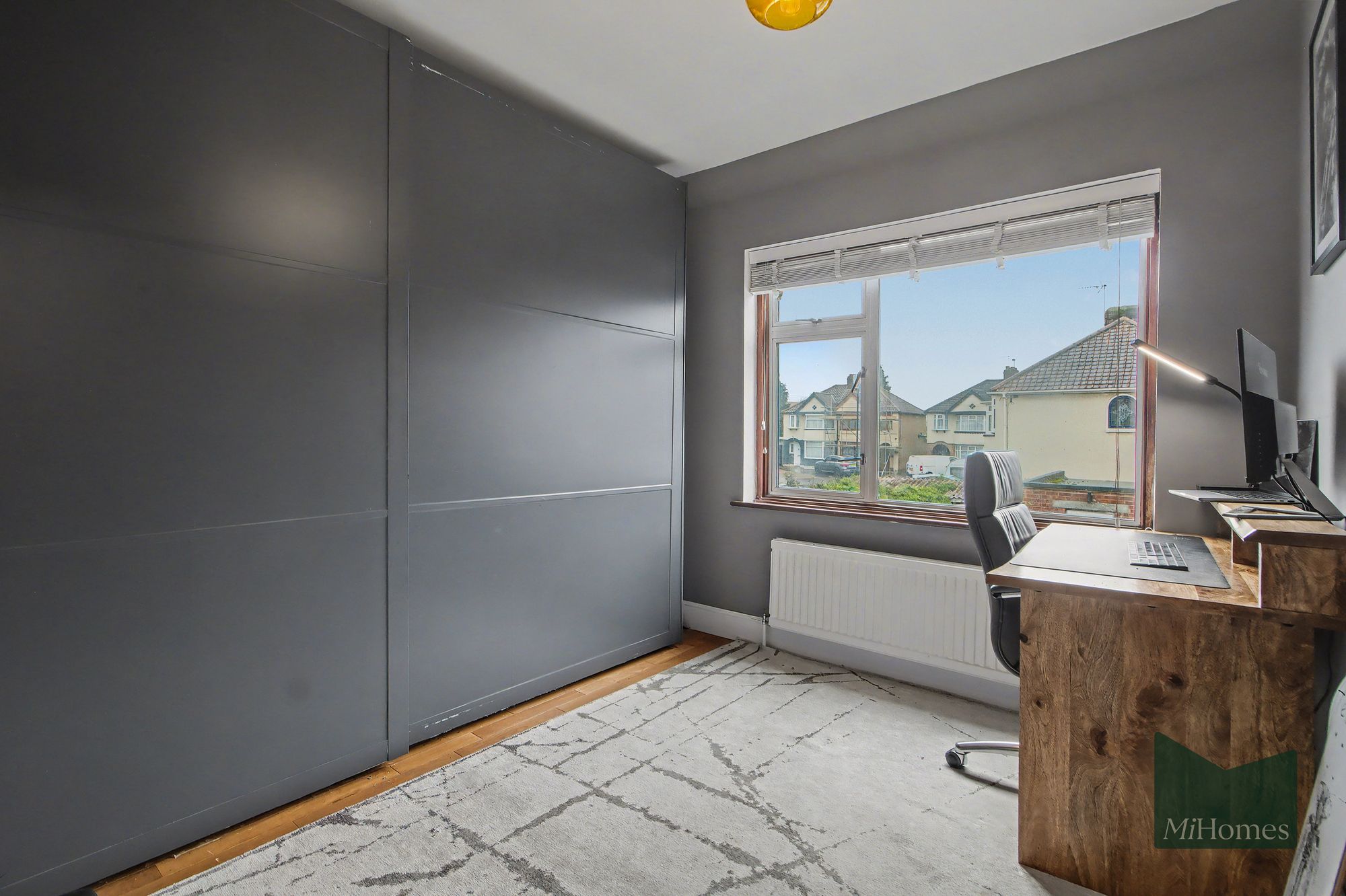 3 bed mid-terraced house for sale in Woodstock Crescent, London, N9 - Property Image 14