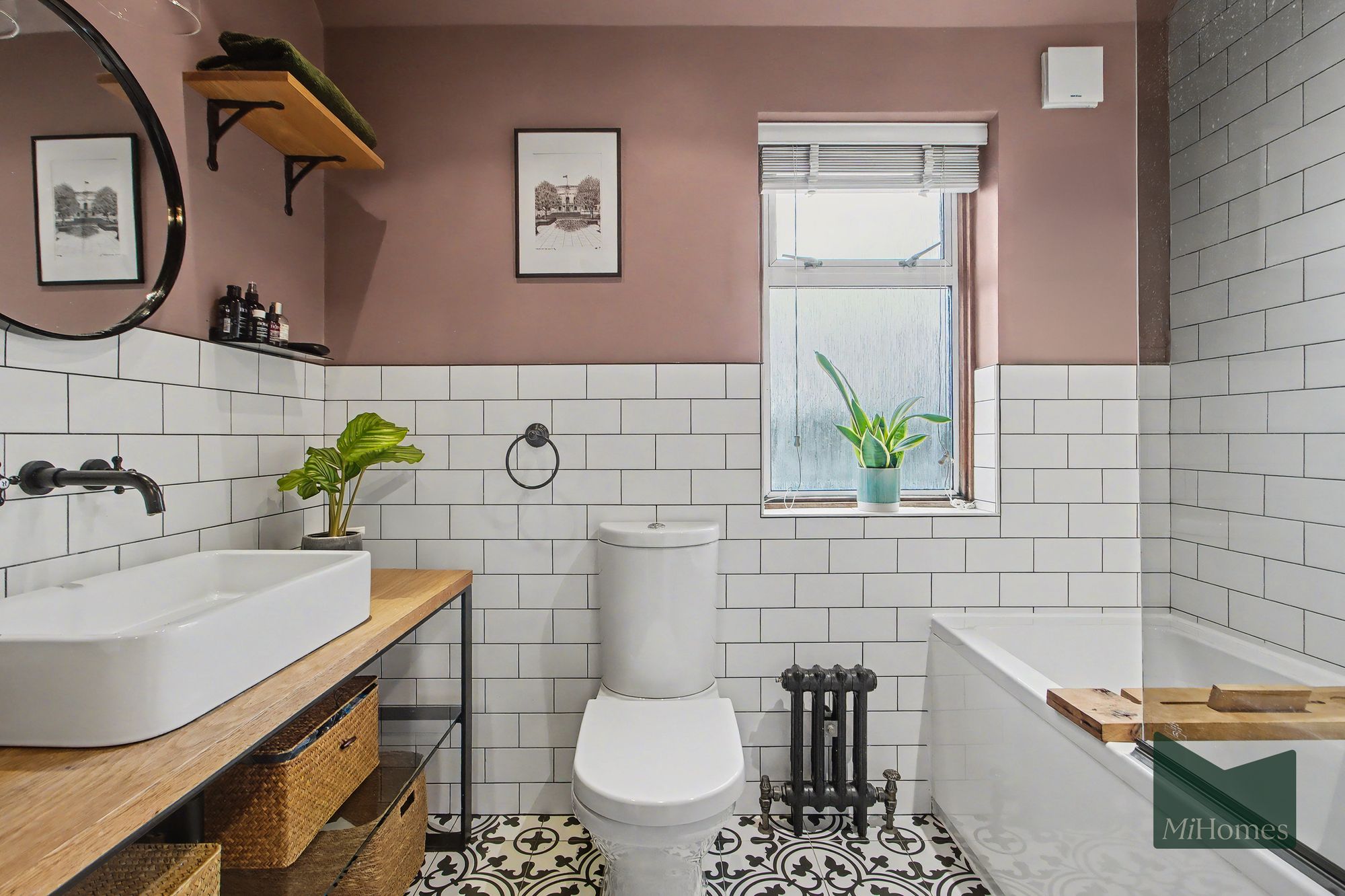 3 bed mid-terraced house for sale in Woodstock Crescent, London, N9 - Property Image 15