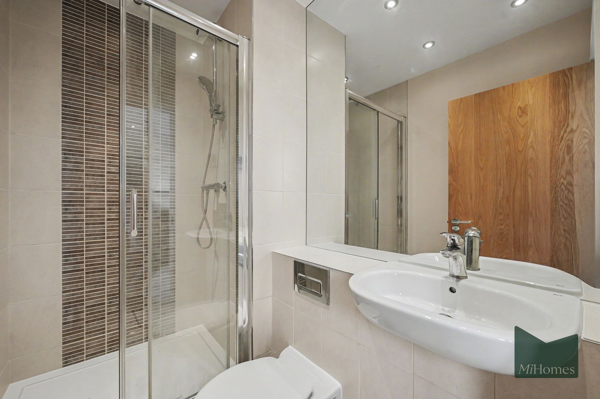 2 bed flat for sale in Southbury Road, Enfield, EN1 - Property Image 11