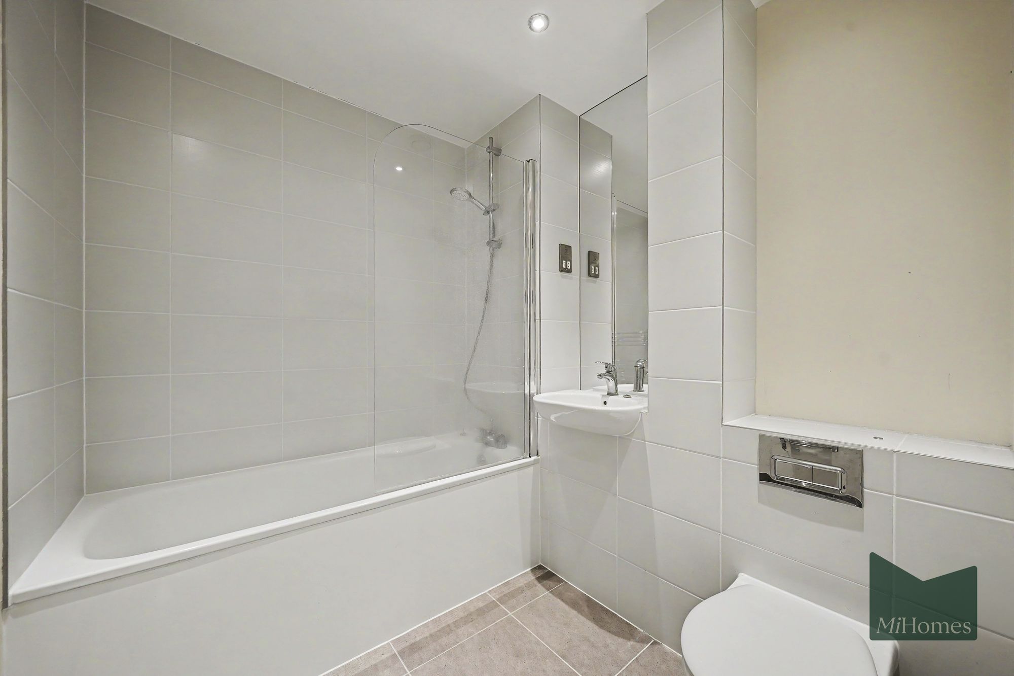 2 bed flat for sale in Southbury Road, Enfield, EN1 - Property Image 12