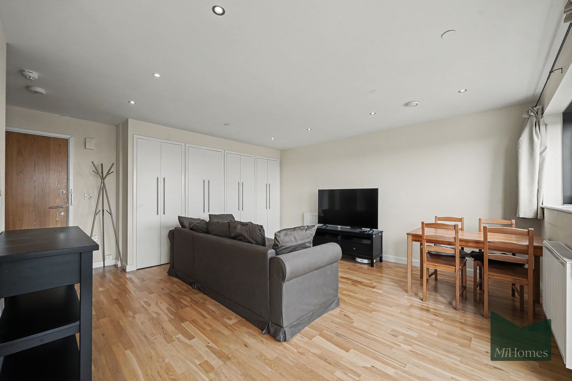 2 bed flat for sale in Southbury Road, Enfield, EN1 - Property Image 5