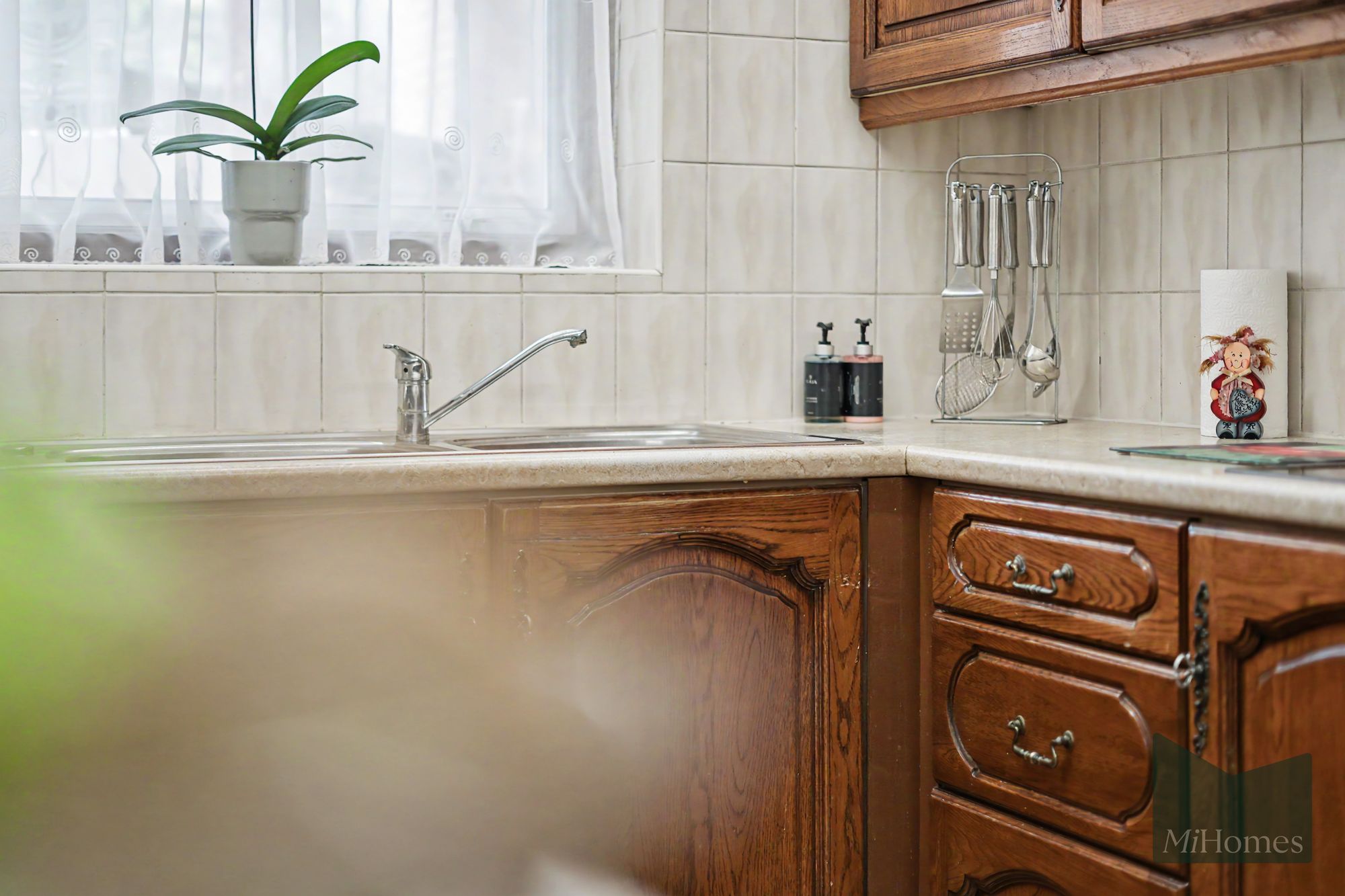 3 bed mid-terraced house for sale in Belsize Avenue, London, N13 - Property Image 3