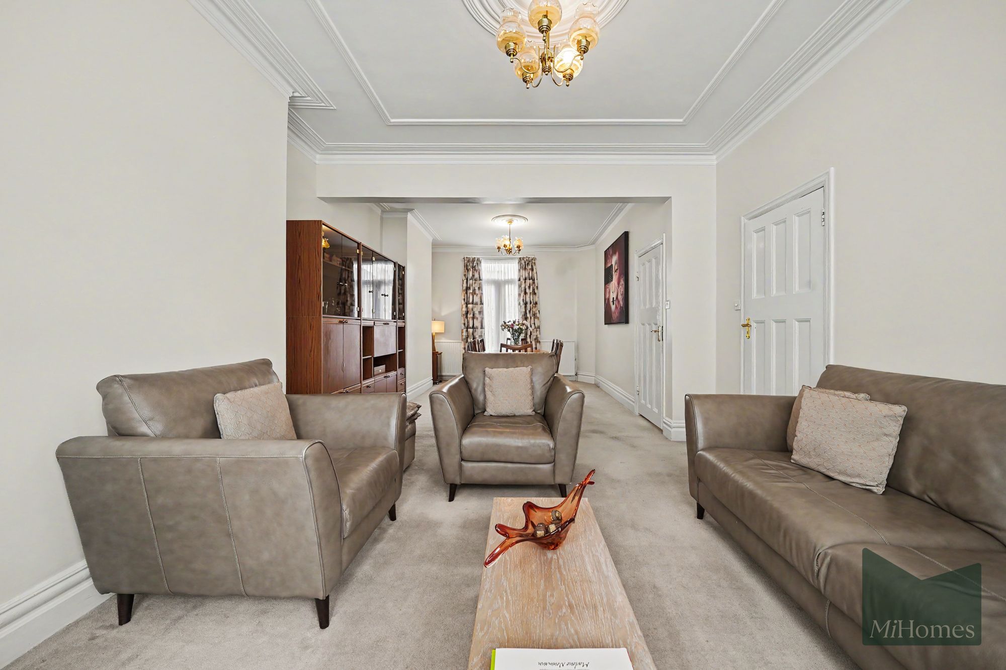 3 bed mid-terraced house for sale in Belsize Avenue, London, N13 - Property Image 7