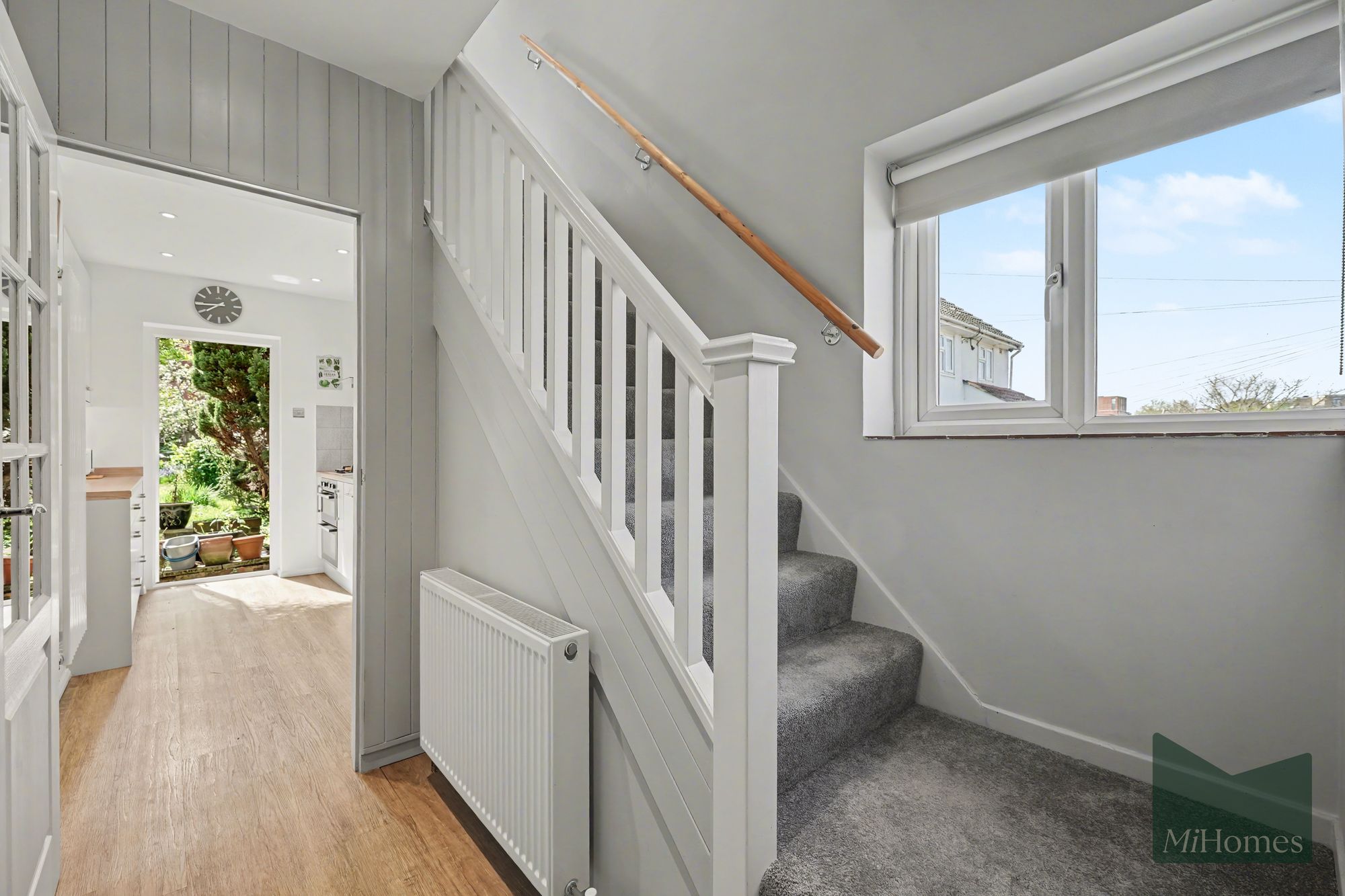 3 bed semi-detached house for sale in George Crescent, London, N10  - Property Image 10