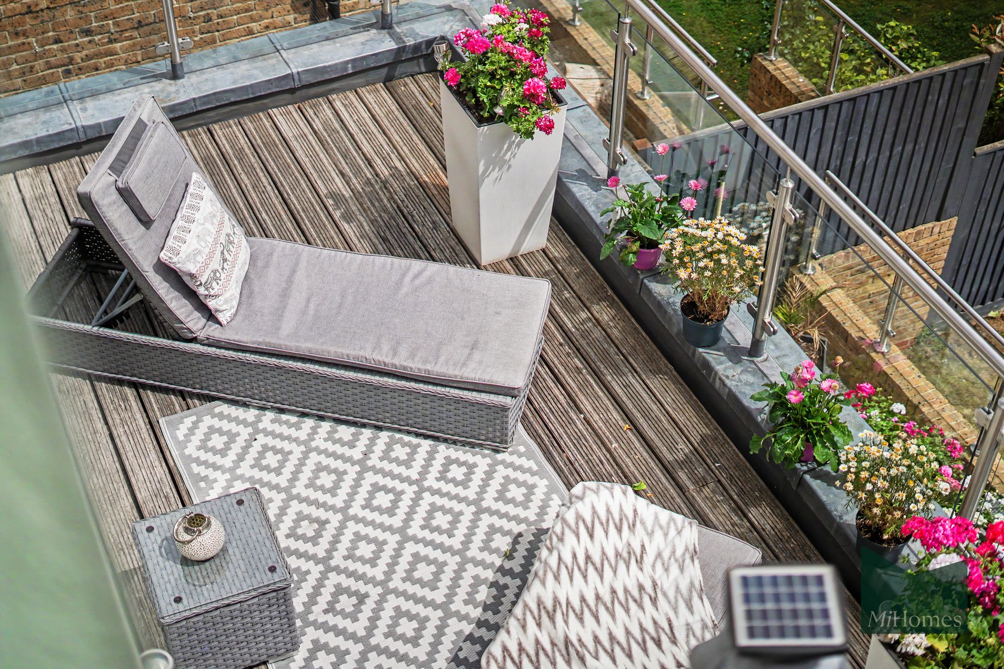 4 bed mid-terraced house for sale in Wellston Crescent, London, N14 - Property Image 24
