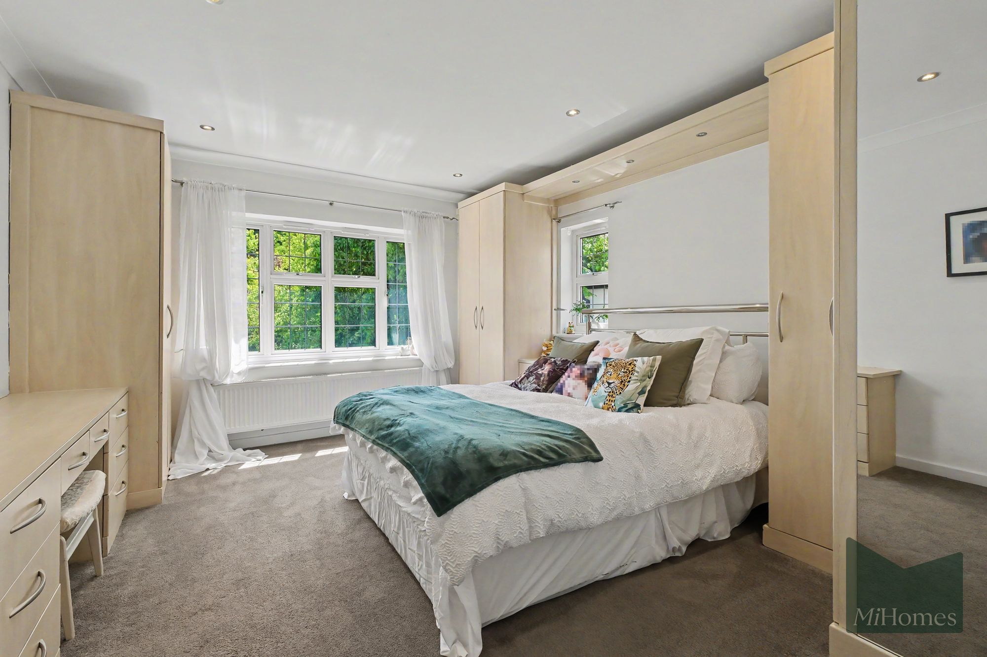 5 bed detached house for sale in Camlet Way, Barnet, EN4 - Property Image 34