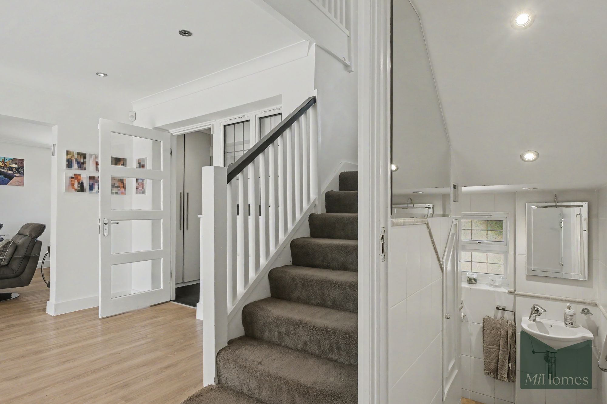 5 bed detached house for sale in Camlet Way, Barnet, EN4 - Property Image 33