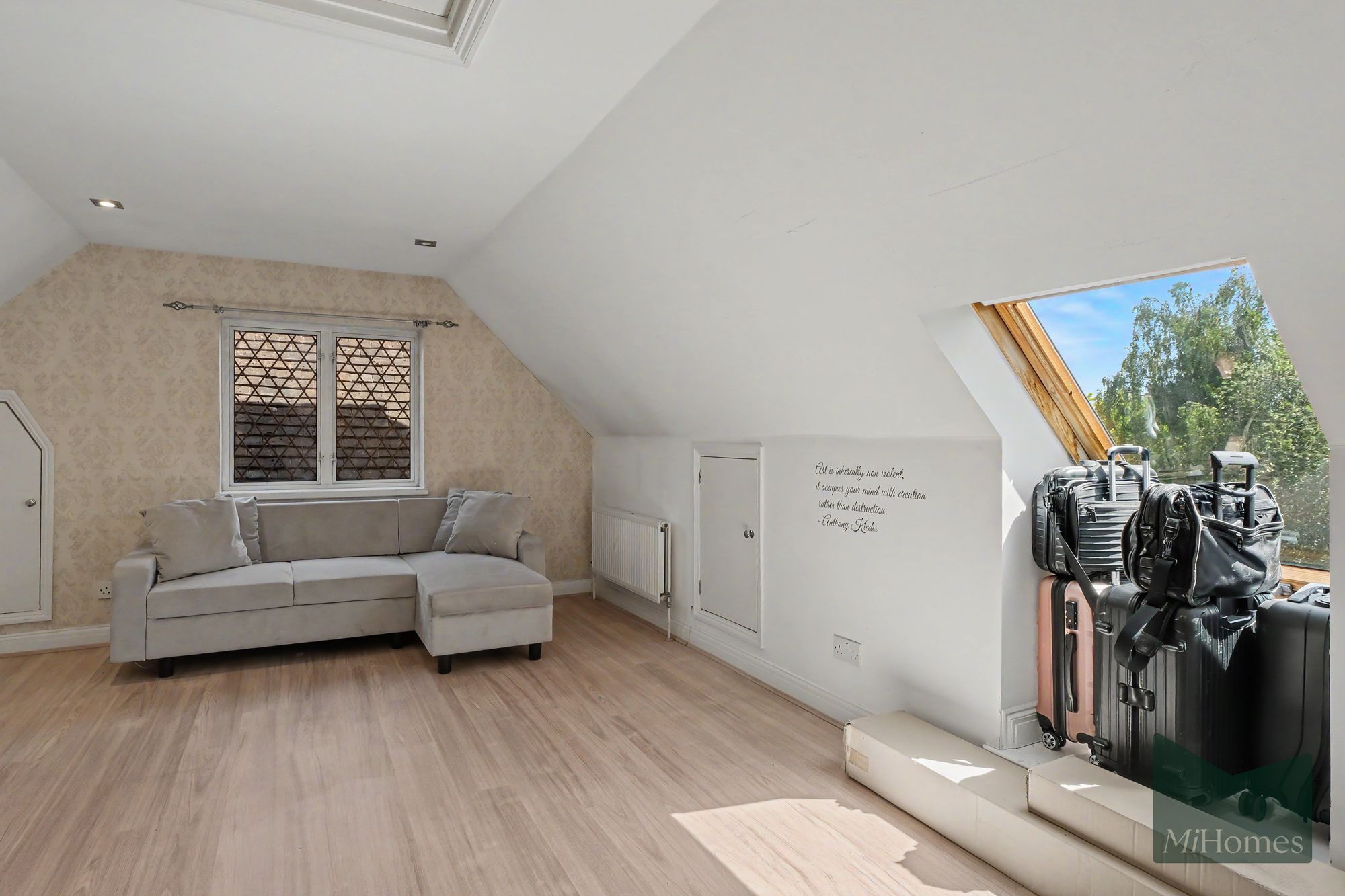 5 bed detached house for sale in Camlet Way, Barnet, EN4 - Property Image 47