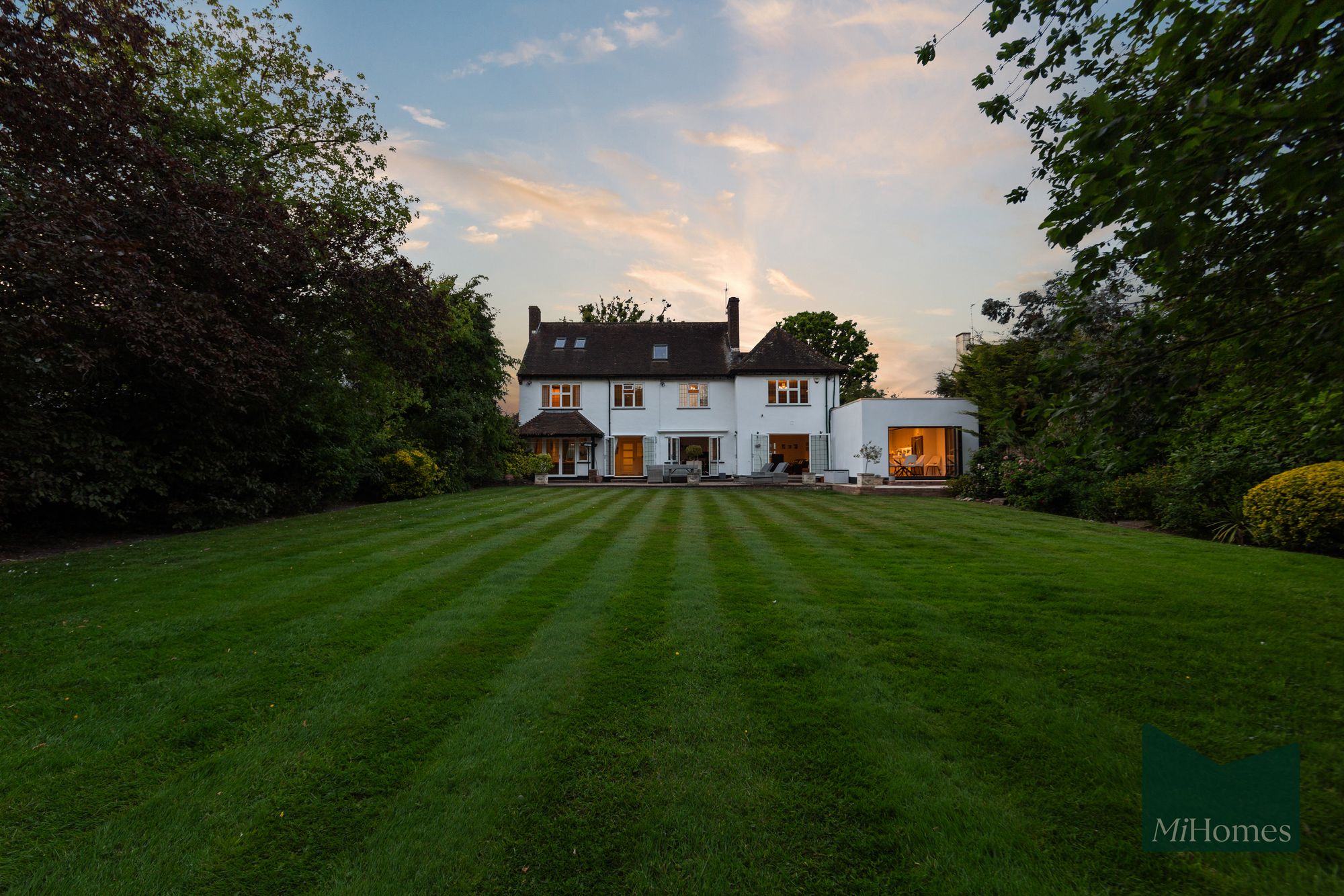 5 bed detached house for sale in Camlet Way, Barnet, EN4 - Property Image 25
