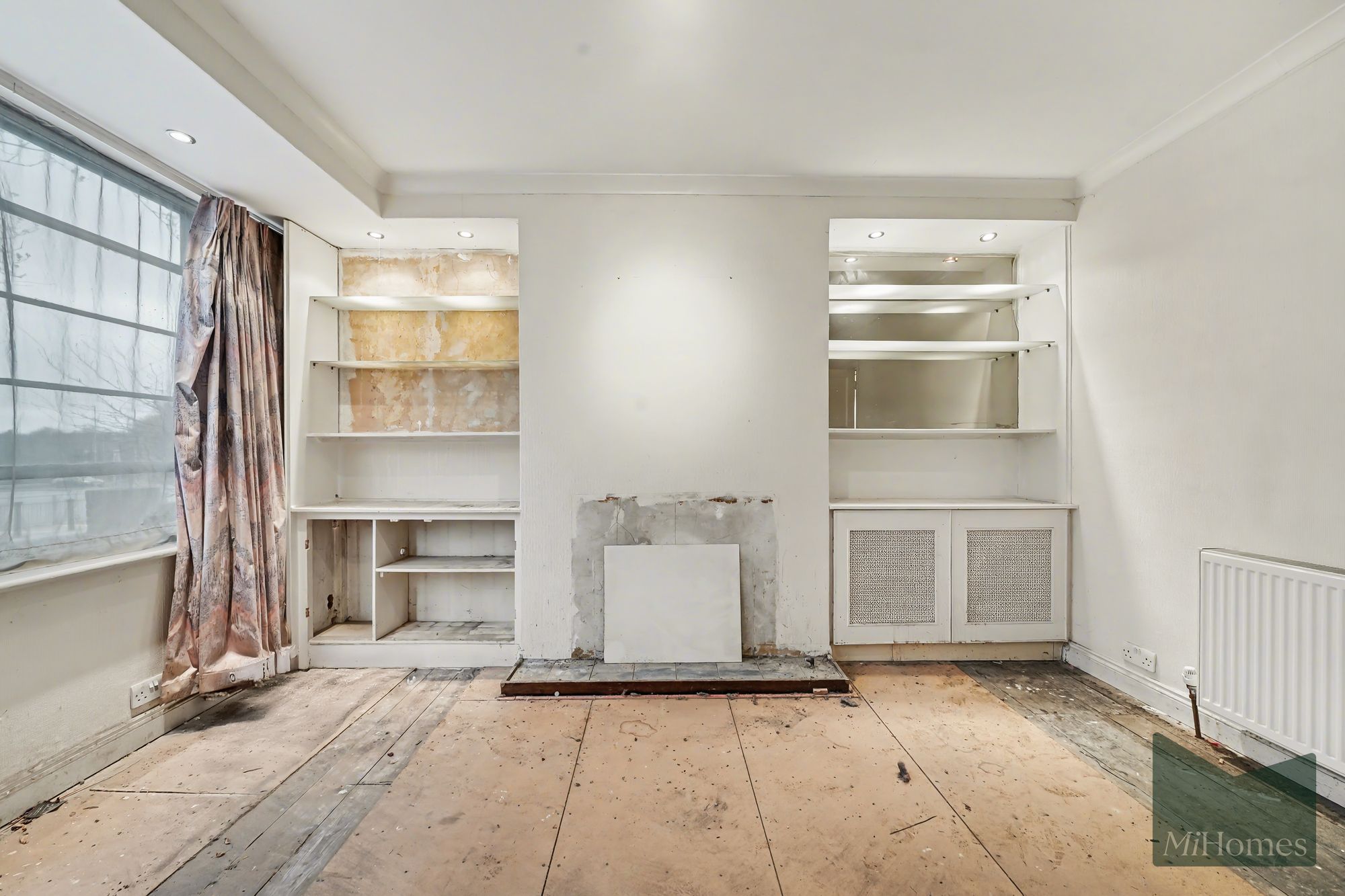 2 bed ground floor flat for sale in High Road, North Gates High Road, N12  - Property Image 4
