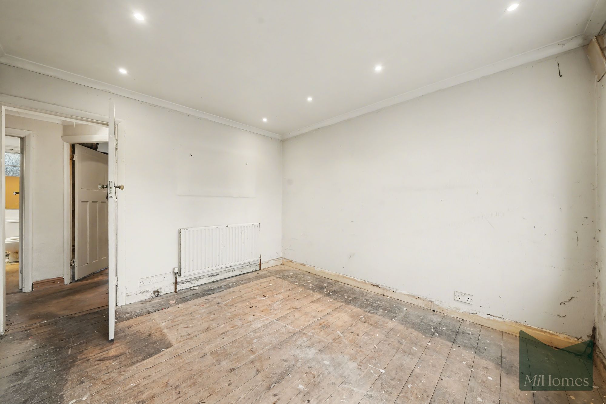 2 bed ground floor flat for sale in High Road, North Gates High Road, N12  - Property Image 7