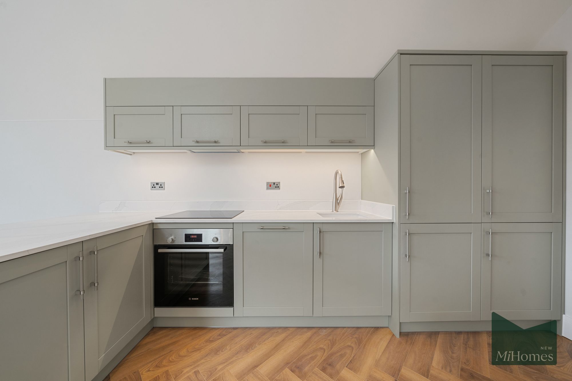 1 bed flat for sale in Parkside, Finsbury Court Parkside, EN8 - Property Image 4