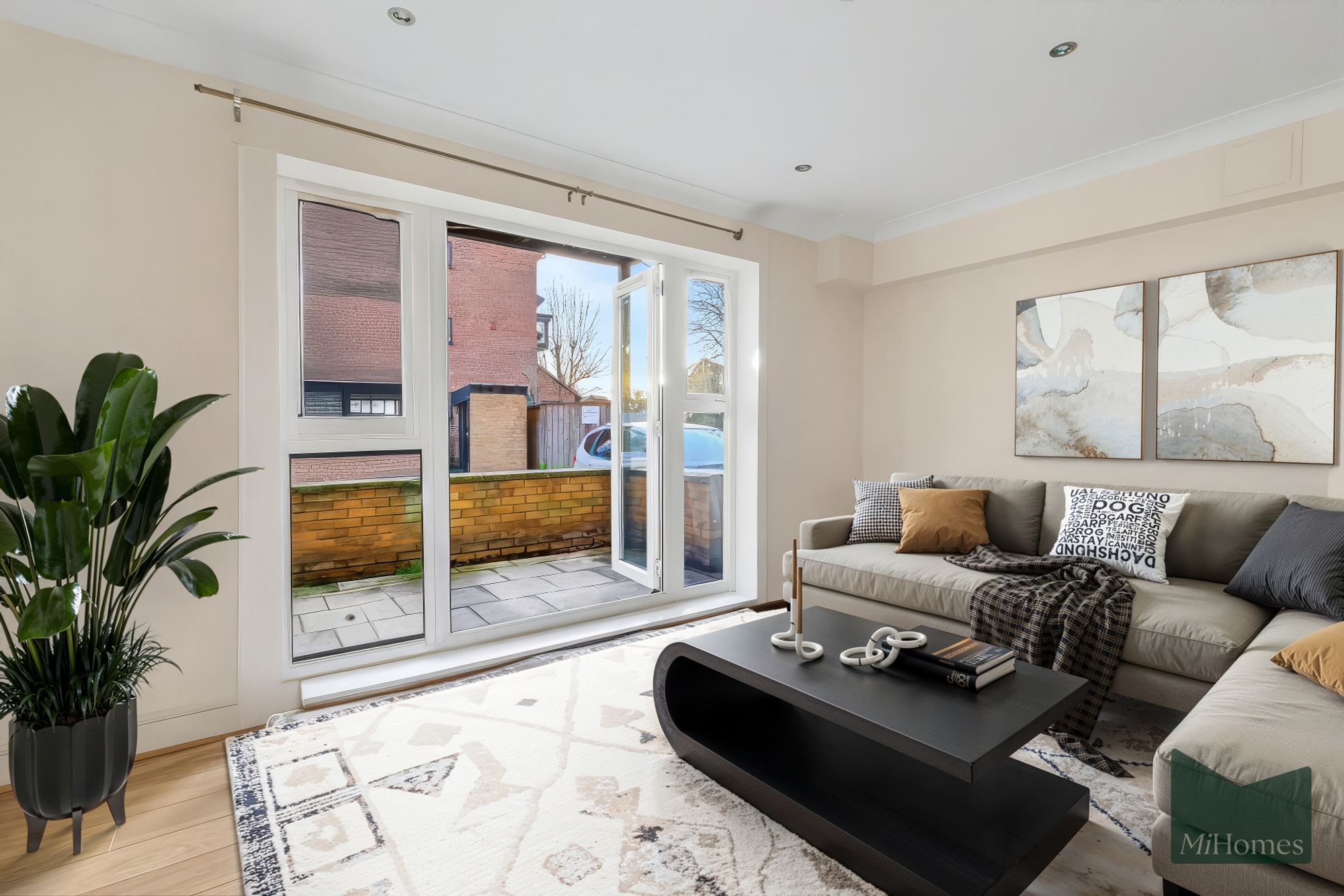 1 bed flat for sale in Gladbeck Way, Enfield, EN2  - Property Image 2
