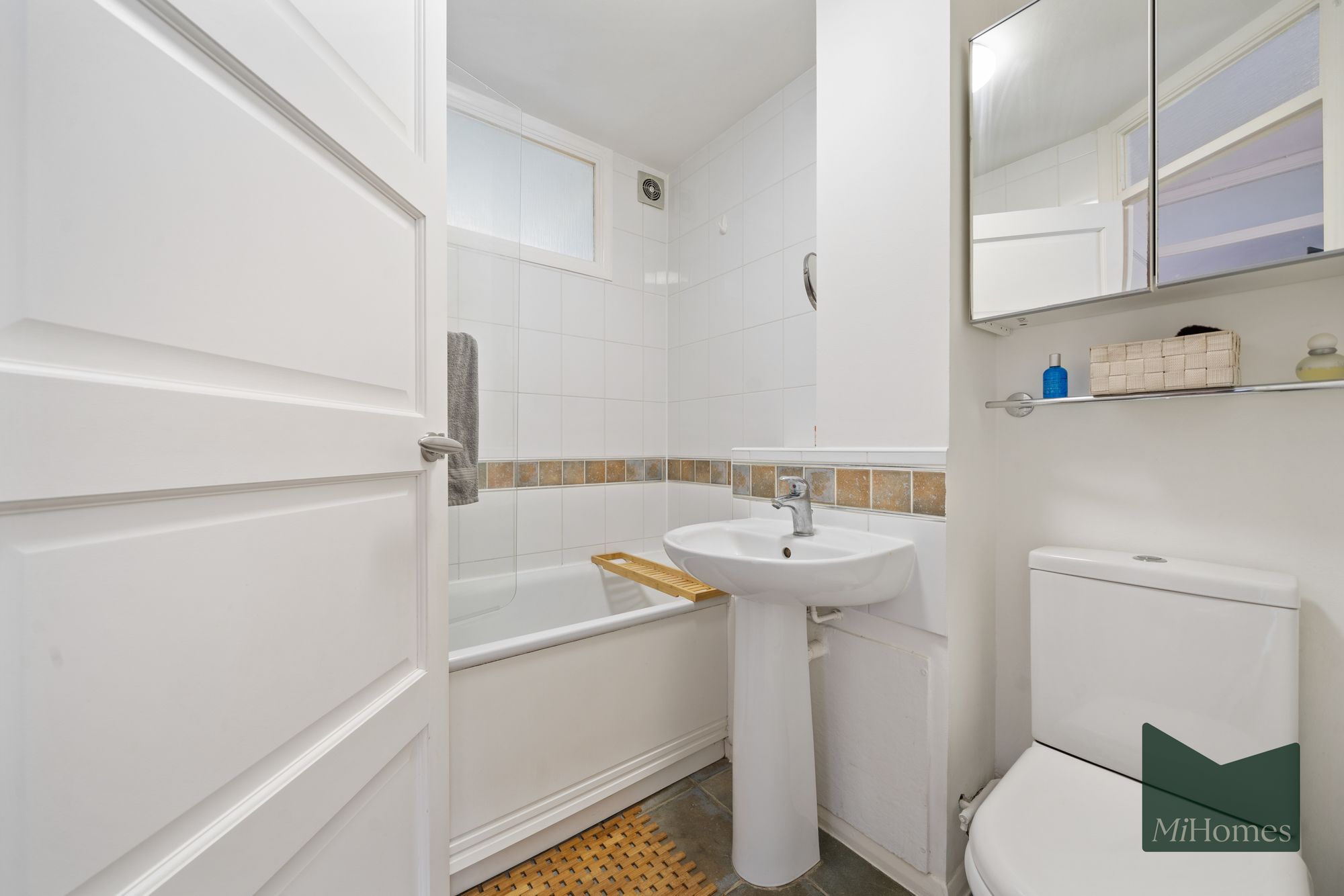 2 bed flat for sale in Cambridge Gardens, London, N10  - Property Image 10