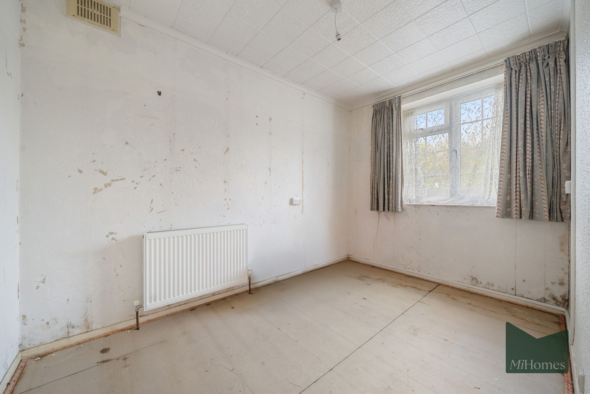 2 bed flat for sale in Belmont Close, Cockfosters, EN4 - Property Image 7