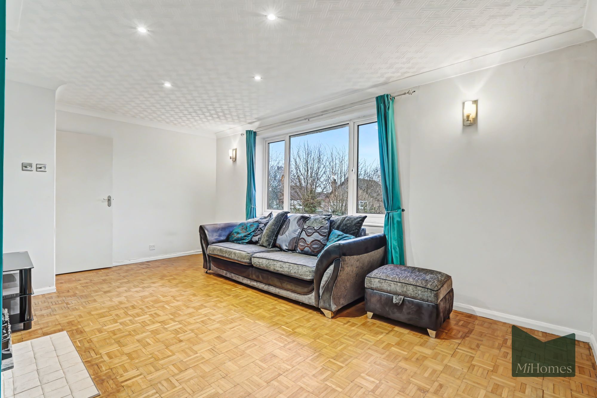 2 bed maisonette for sale in Queens Road, Enfield, EN1 - Property Image 4