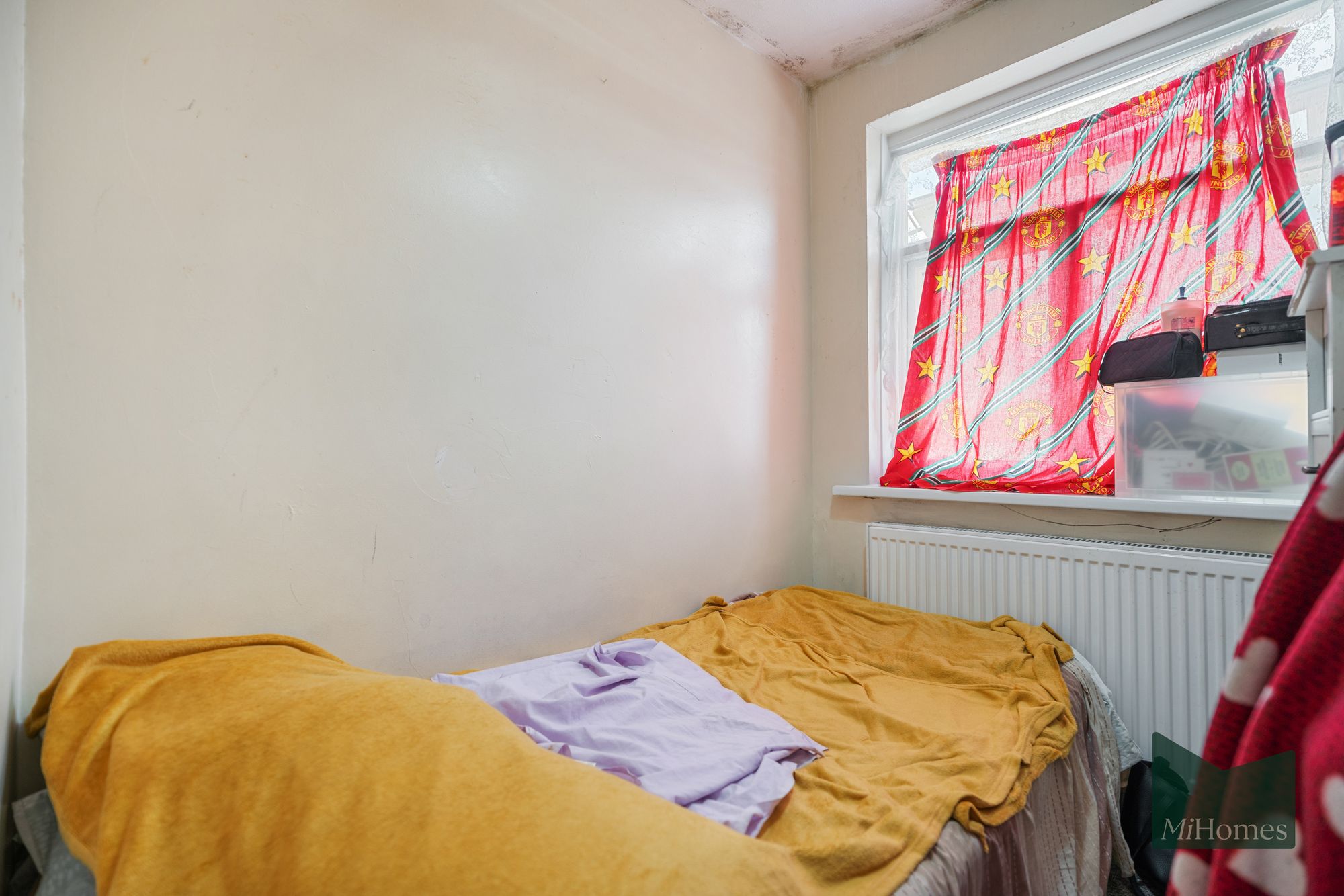 3 bed house for sale in Arnold Avenue East, Enfield, EN3 - Property Image 5