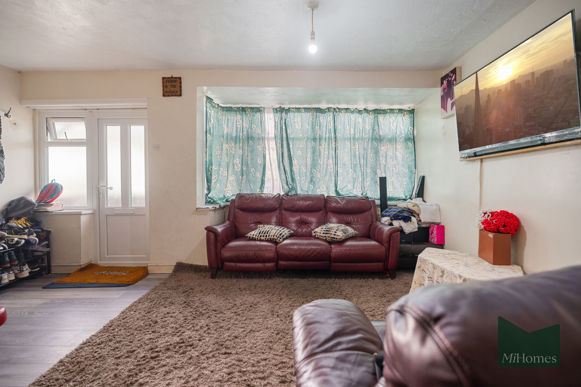 3 bed house for sale in Arnold Avenue East, Enfield, EN3 - Property Image 10