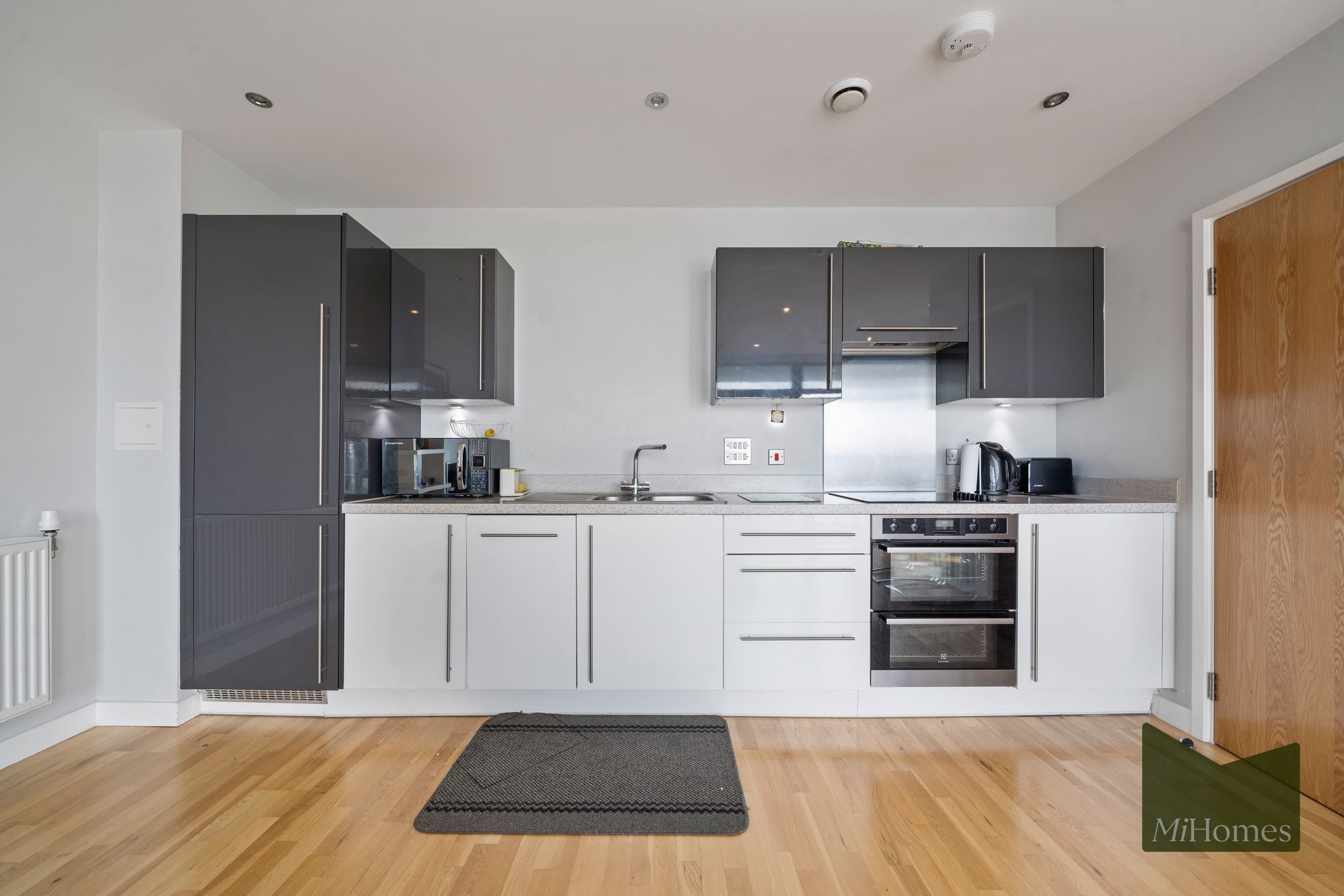 2 bed flat for sale in Southbury Road, Enfield, EN1 - Property Image 5