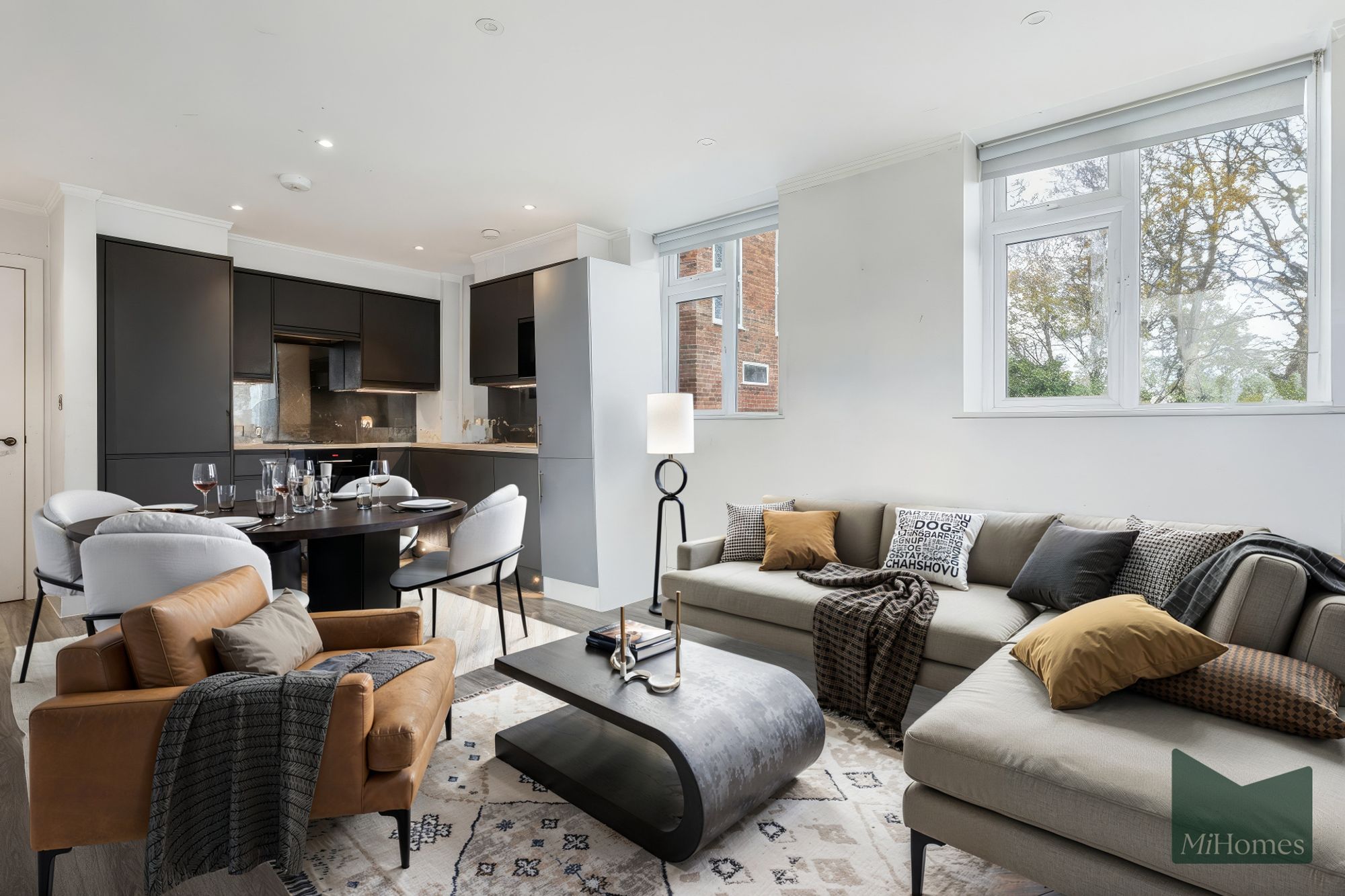 2 bed flat for sale in The Grove, Dudley House The Grove, TW7 - Property Image 1