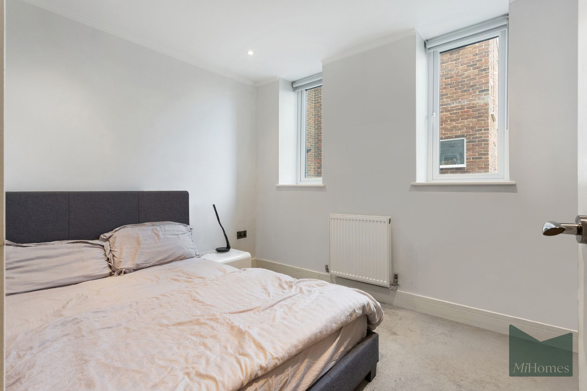 2 bed flat for sale in The Grove, Dudley House The Grove, TW7 - Property Image 6