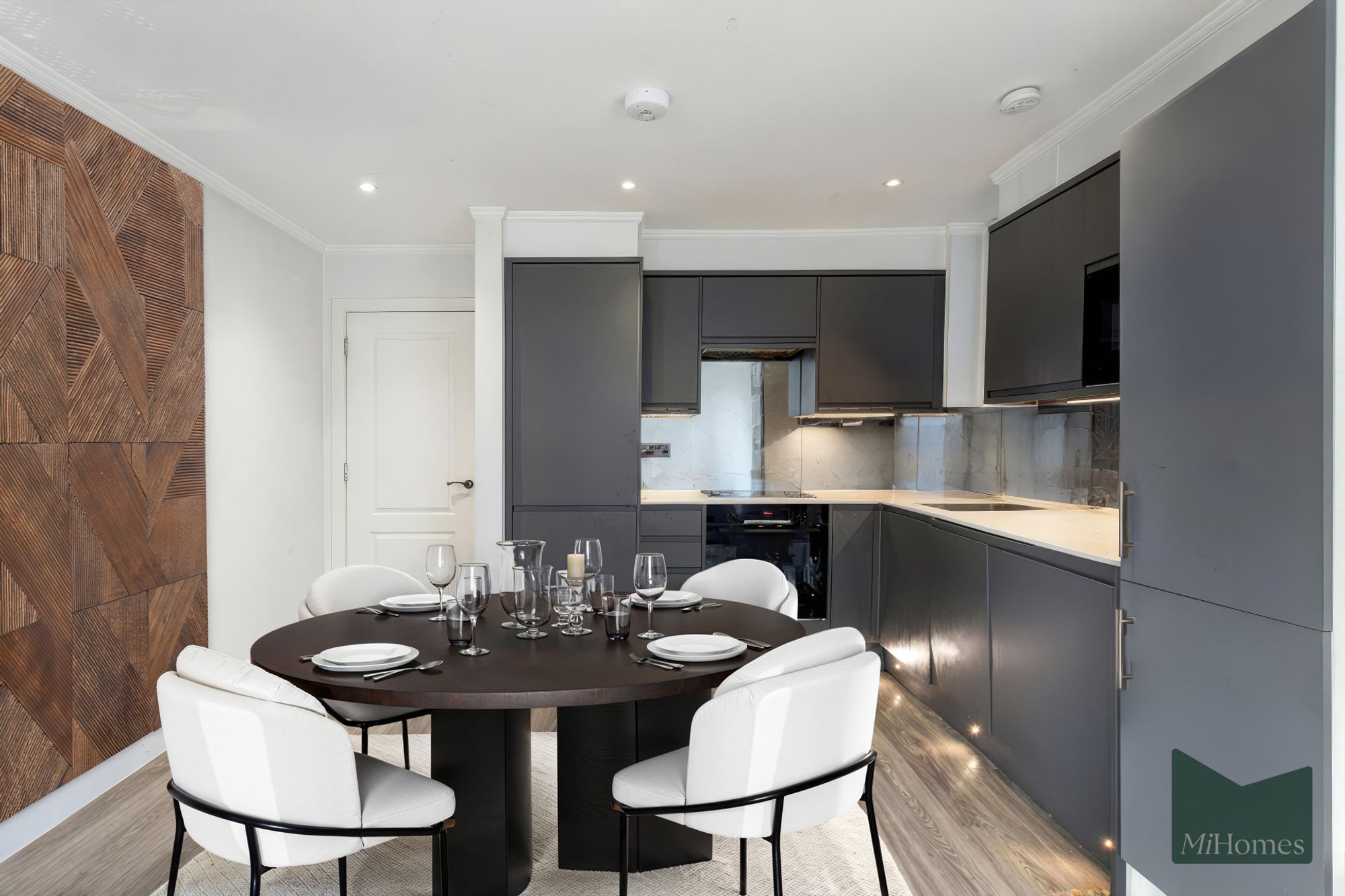 2 bed flat for sale in The Grove, Dudley House The Grove, TW7 - Property Image 5