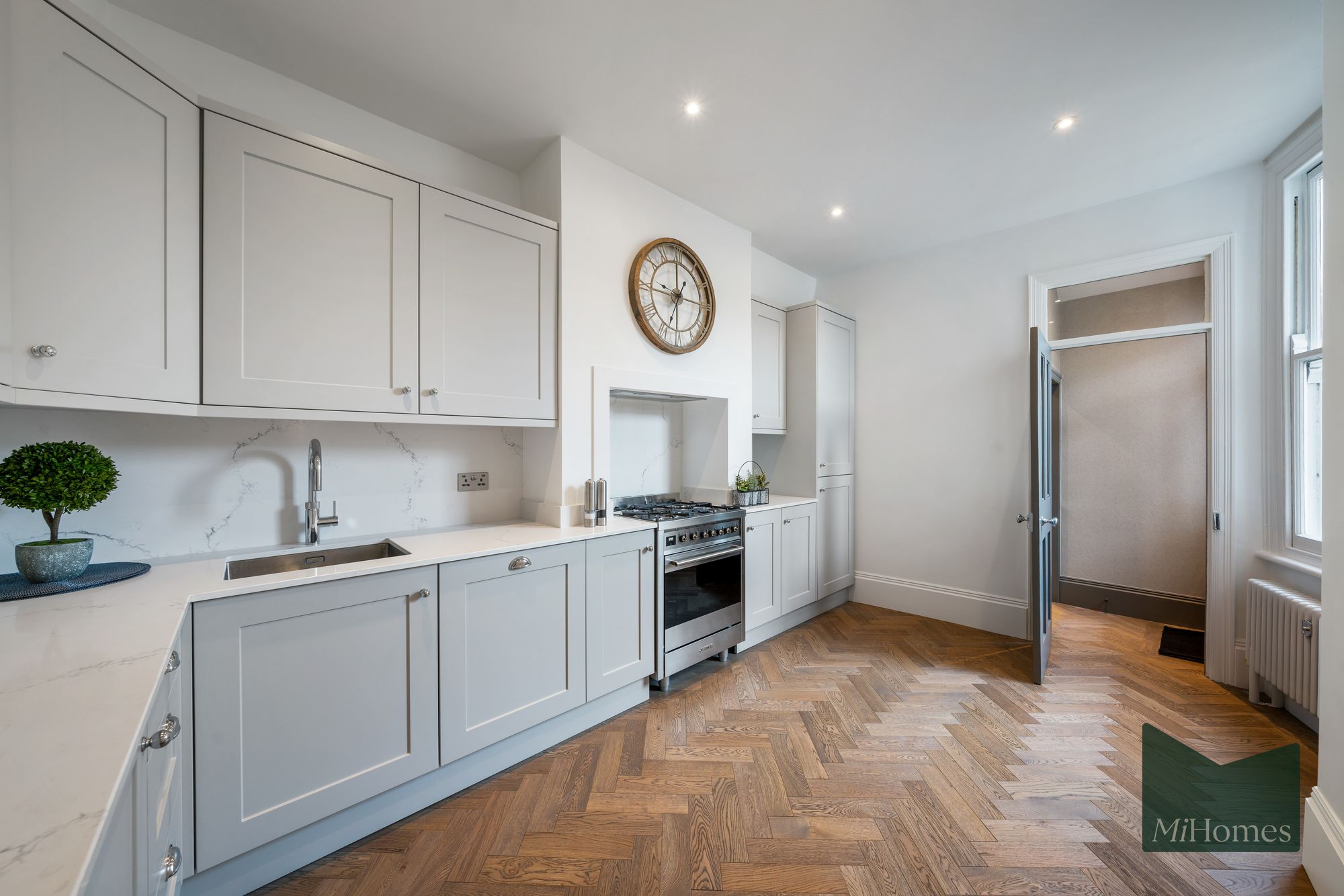 1 bed flat for sale in Oakfield Road, London, N14 - Property Image 16