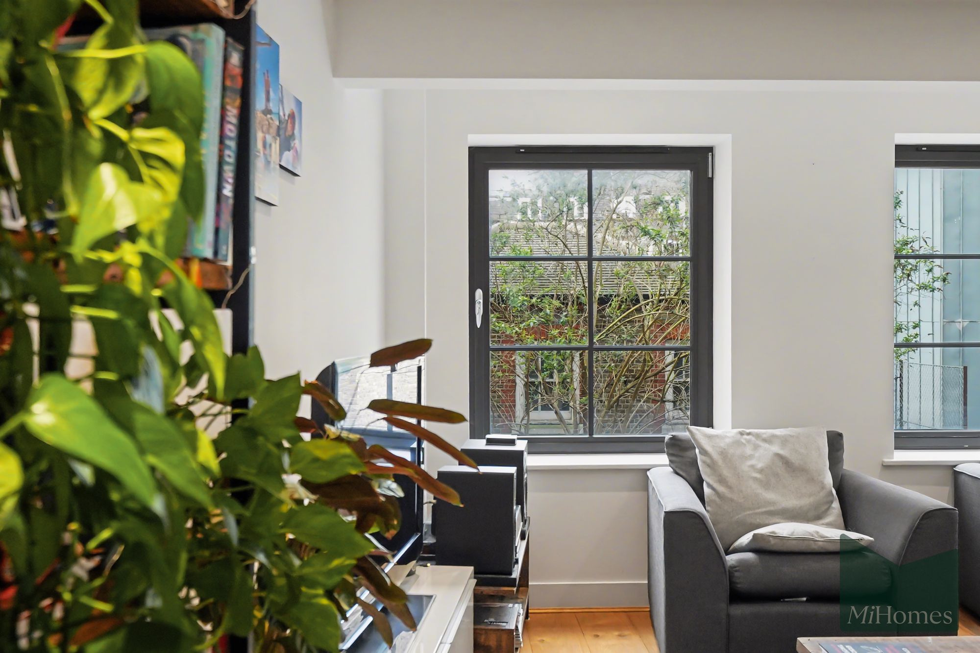 2 bed flat for sale in York Way, London, N7  - Property Image 8