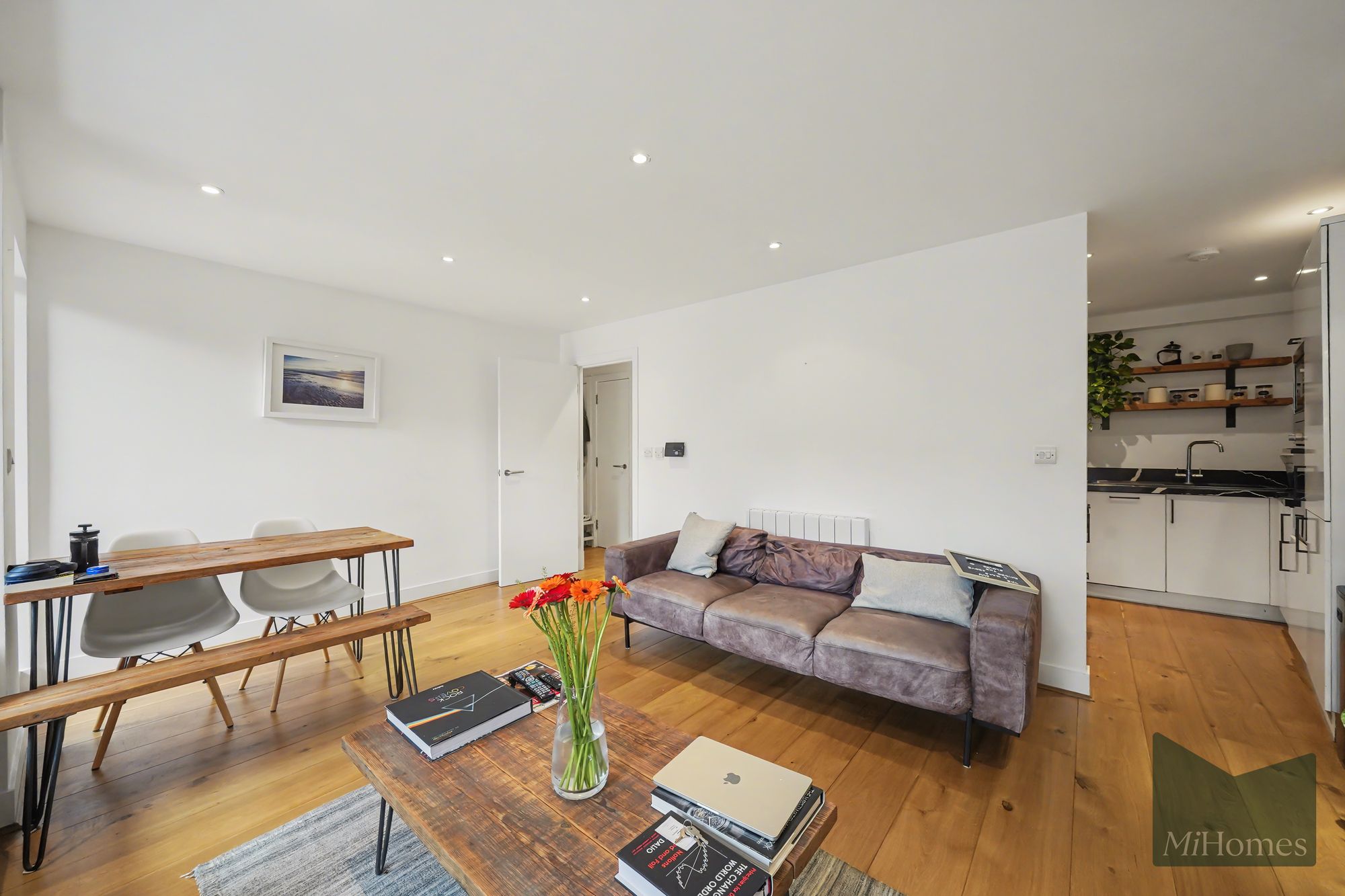 2 bed flat for sale in York Way, London, N7  - Property Image 7