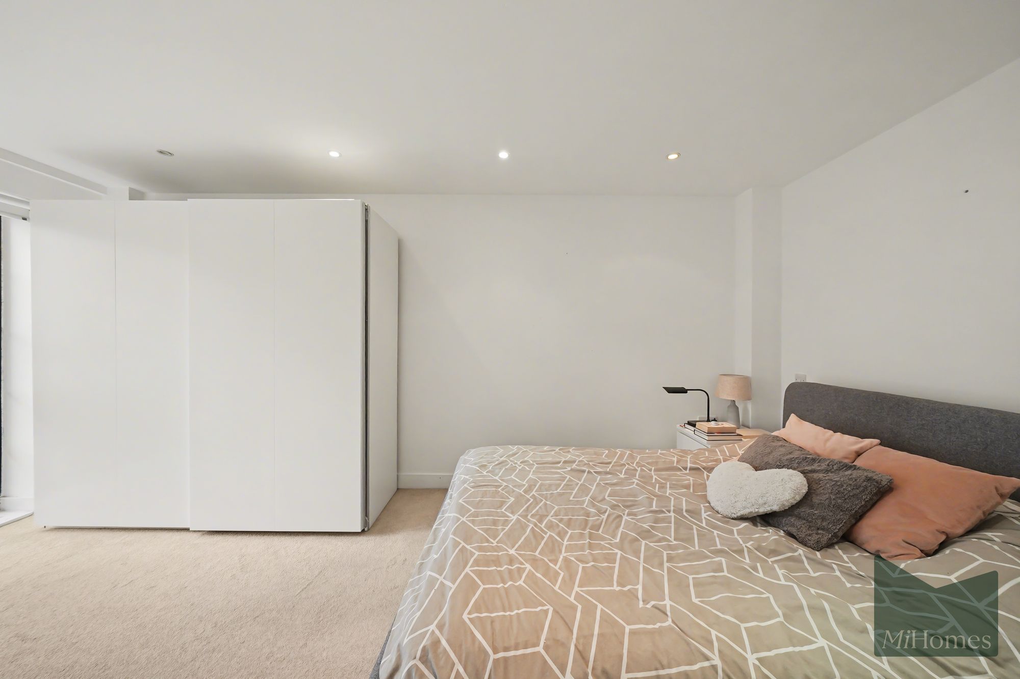 2 bed flat for sale in York Way, London, N7  - Property Image 13