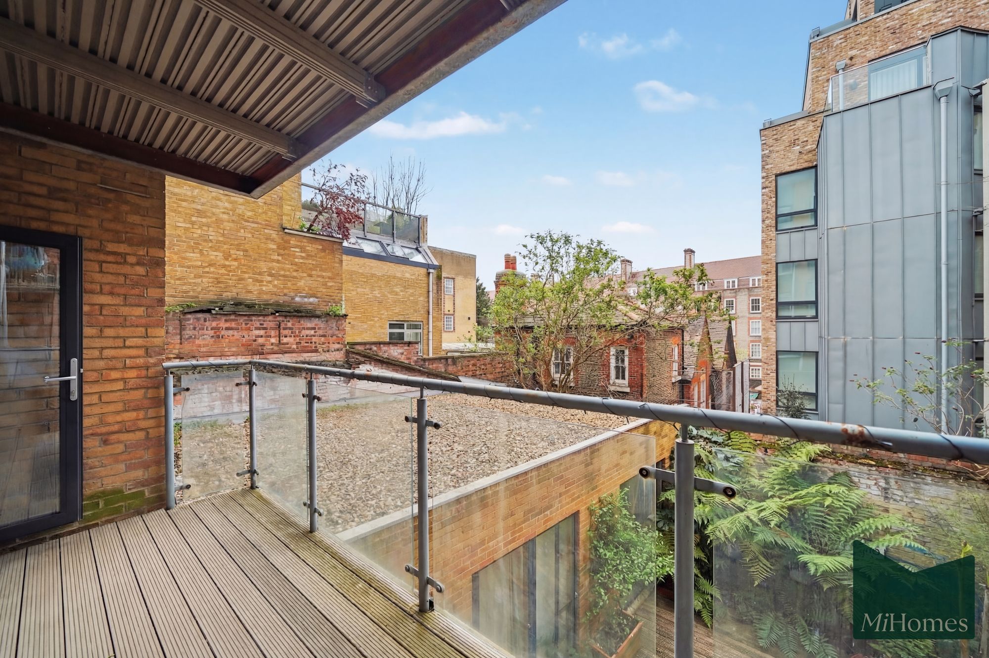 2 bed flat for sale in York Way, London, N7  - Property Image 10