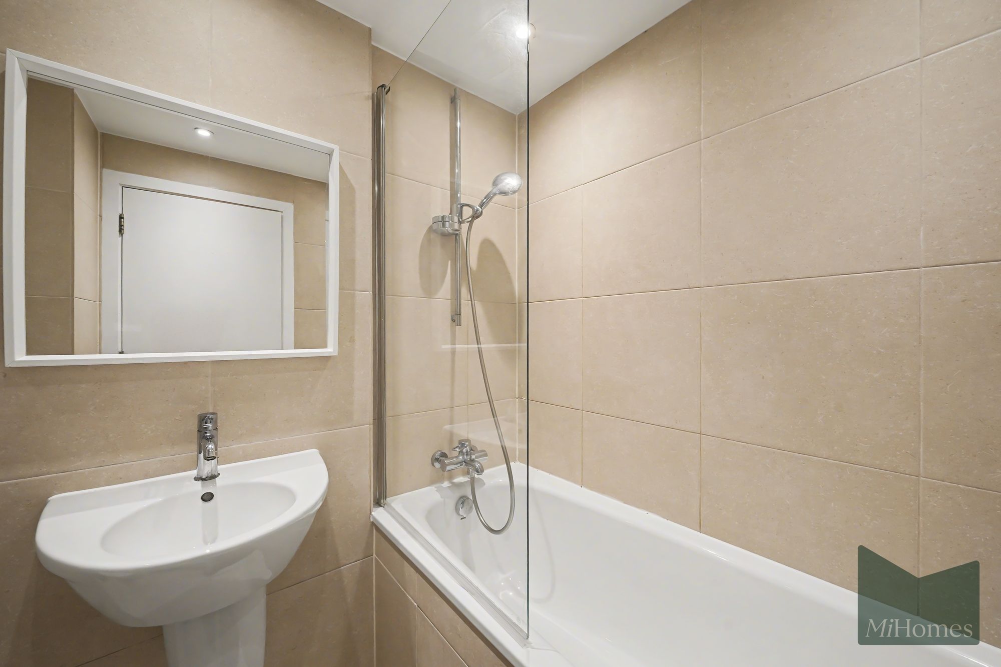 2 bed flat for sale in York Way, London, N7  - Property Image 19