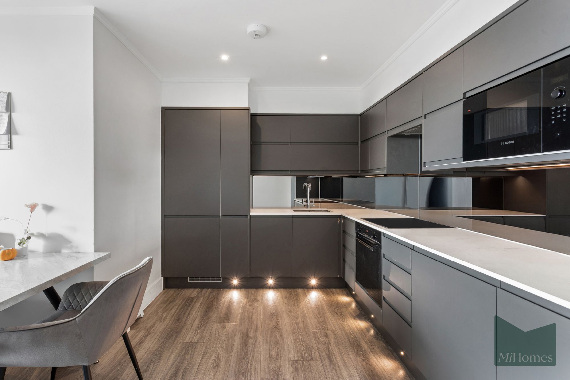 3 bed flat for sale in The Grove, Dudley House The Grove, TW7  - Property Image 6