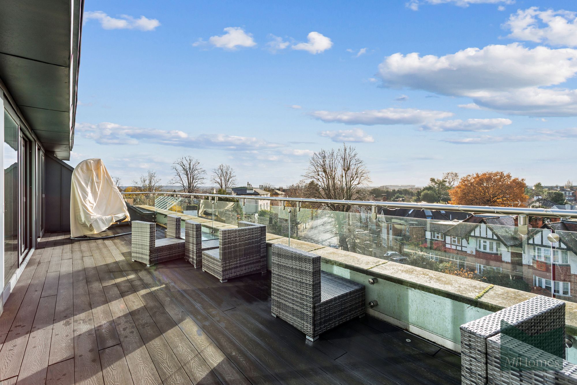 3 bed flat for sale in The Grove, Dudley House The Grove, TW7  - Property Image 3