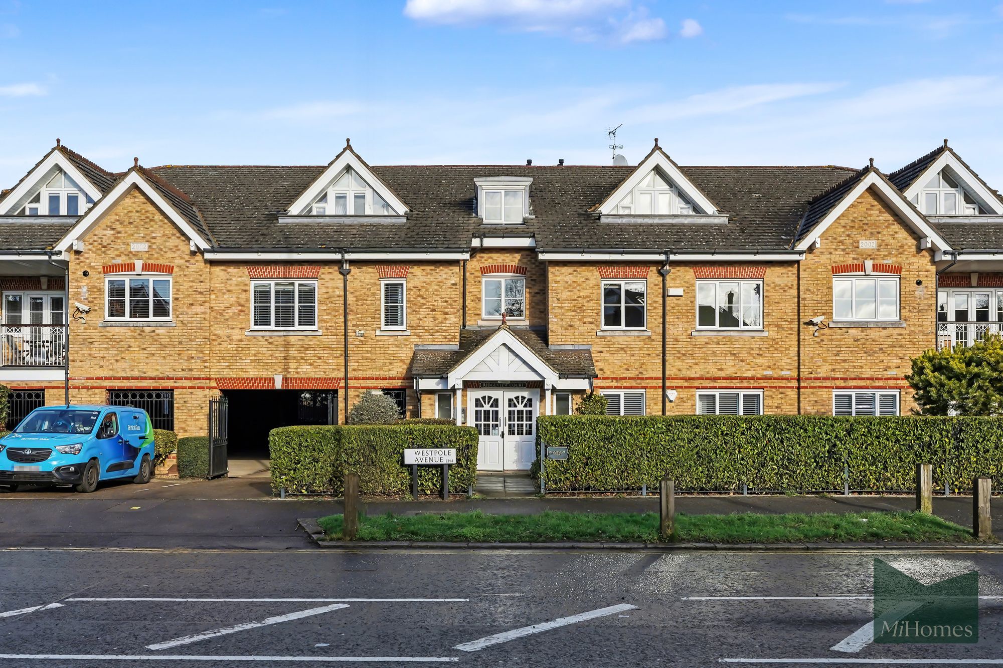 2 bed flat for sale in Westpole Avenue, Barnet, EN4 - Property Image 2