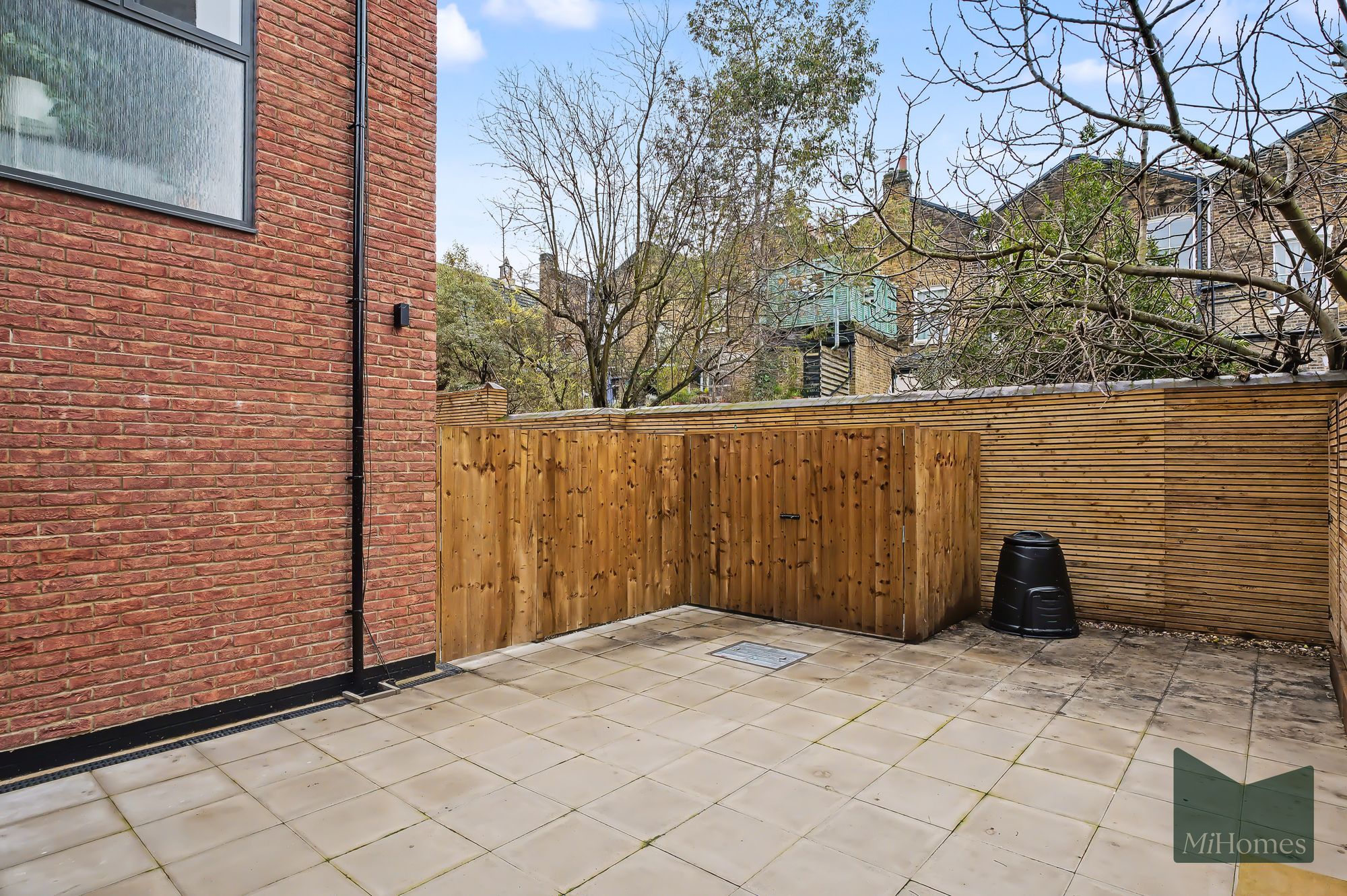 2 bed flat for sale in Hornsey Road, London, N7 - Property Image 11