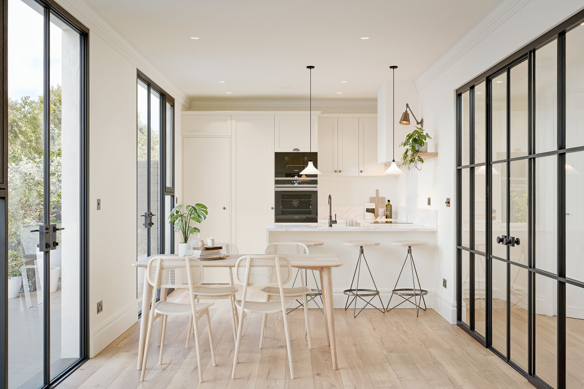 2 bed flat for sale in Colney Hatch Lane, London, N10  - Property Image 5