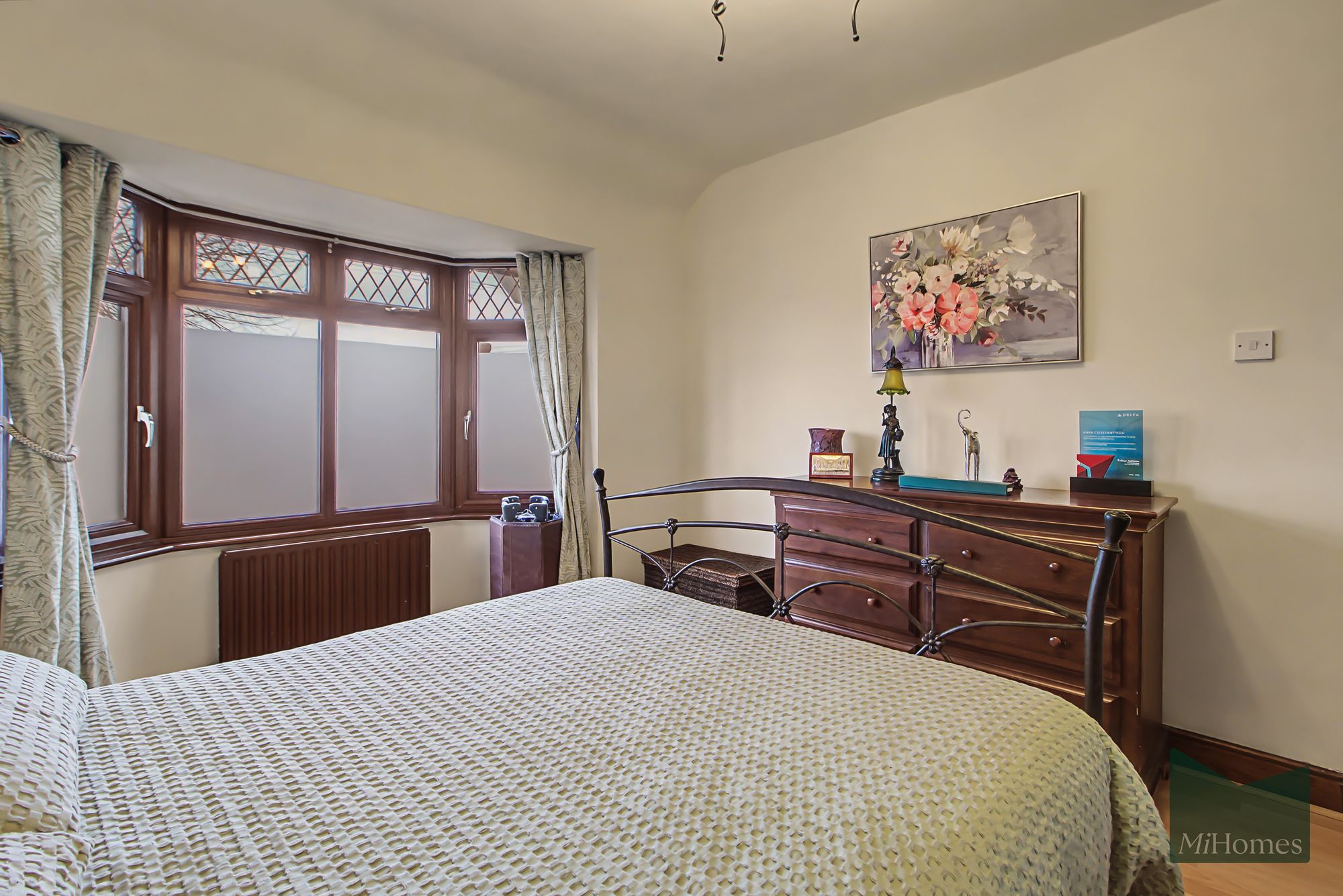 4 bed house for sale in Lancing Gardens, London, N9  - Property Image 10